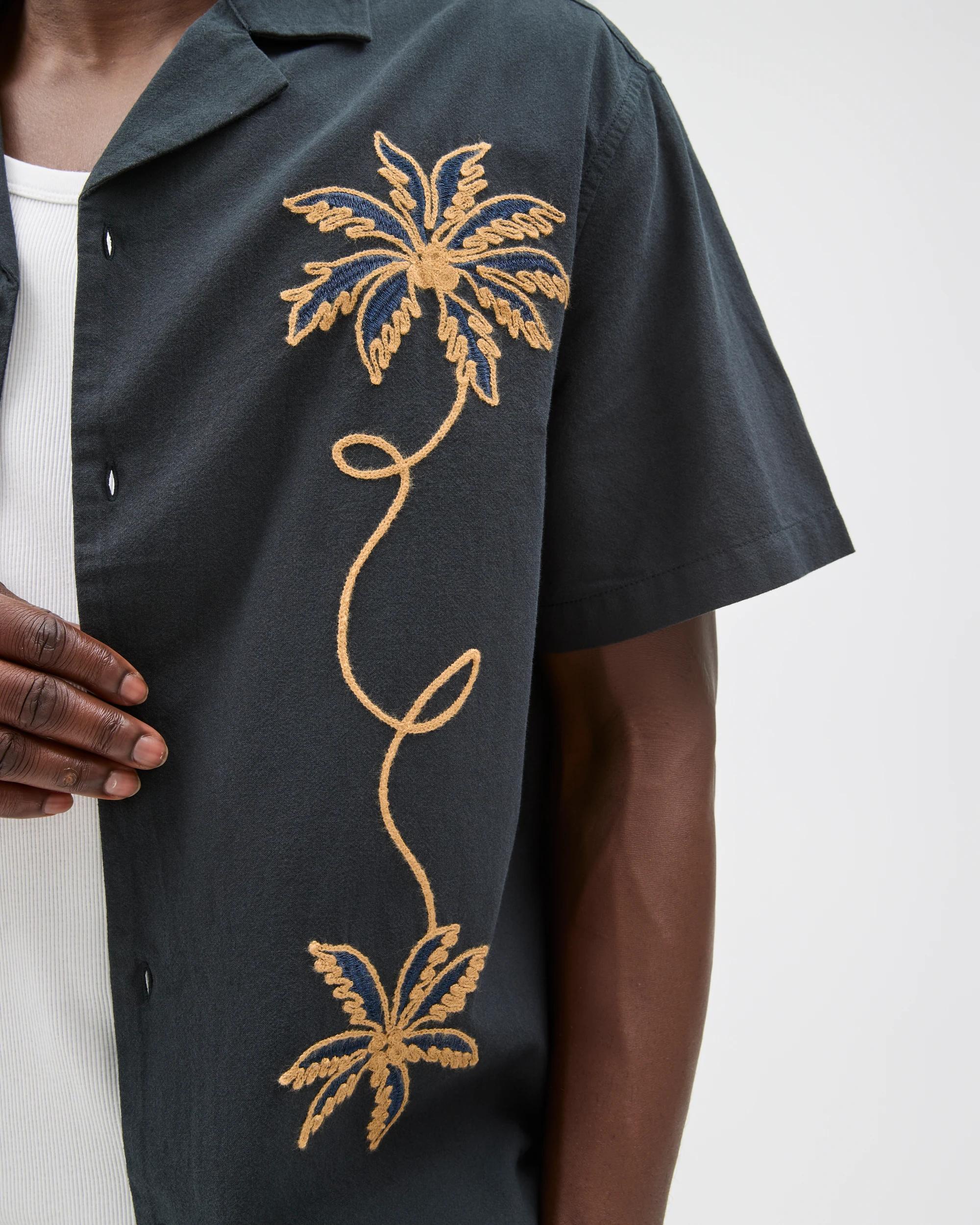 6 Commons Australian Cotton Short Sleeve Embroidered Boxy Fit Shirt BLACK, 6 of 7