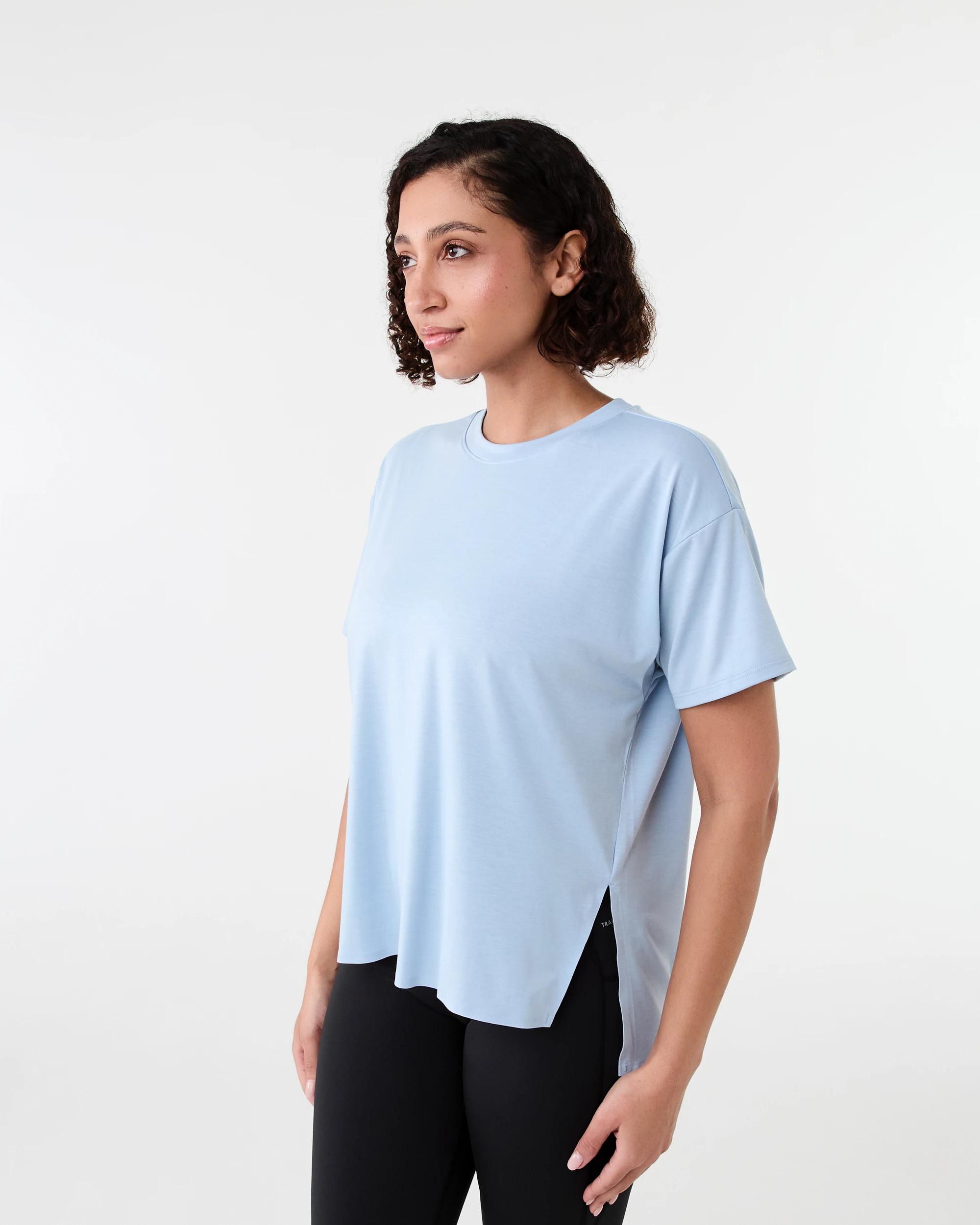 2 Active Womens Split Hem Yoga T-shirt Seashell, 2 of 6