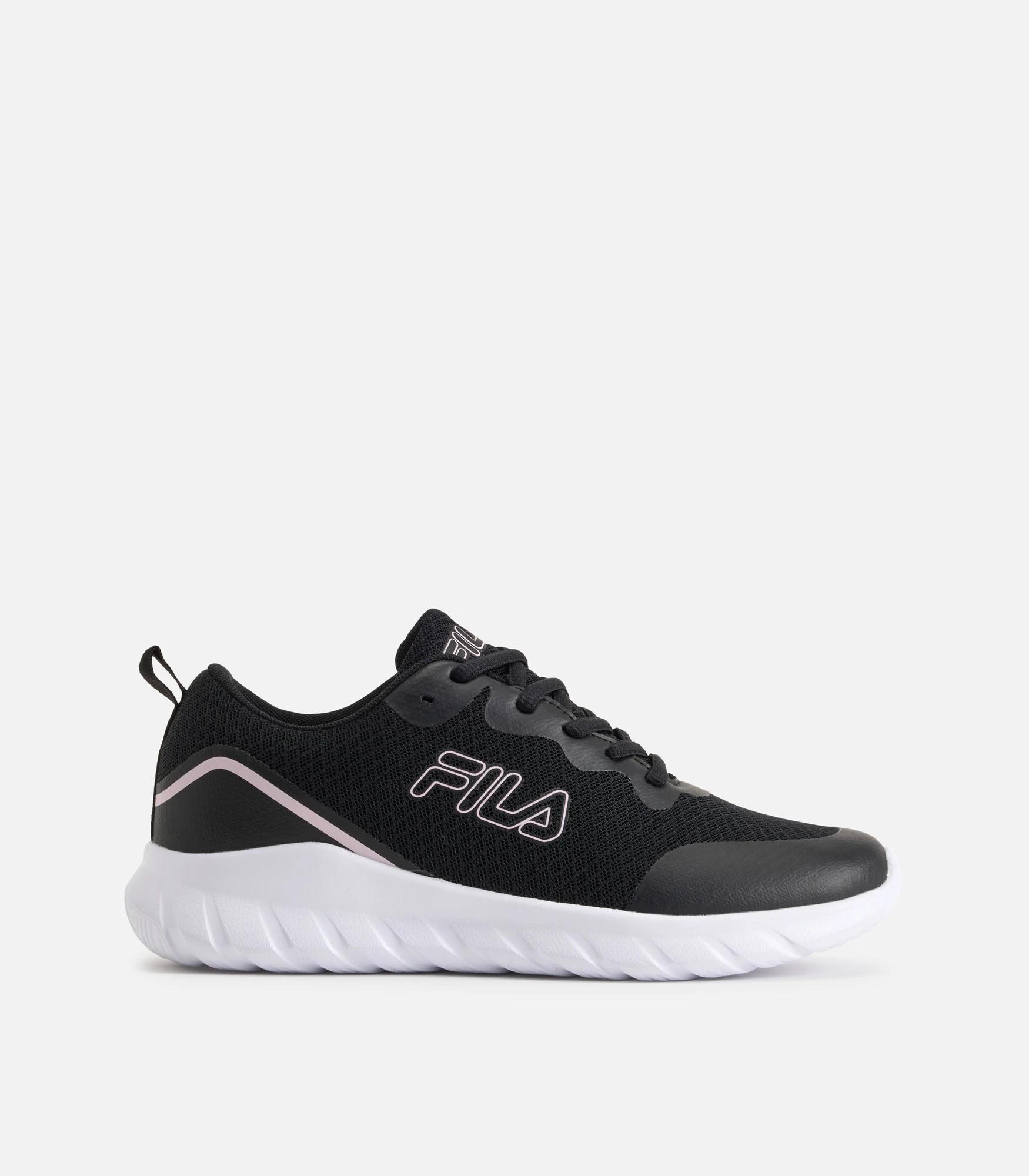1 Womens Fila Runner - Vercelli BLACK, 1 of 3