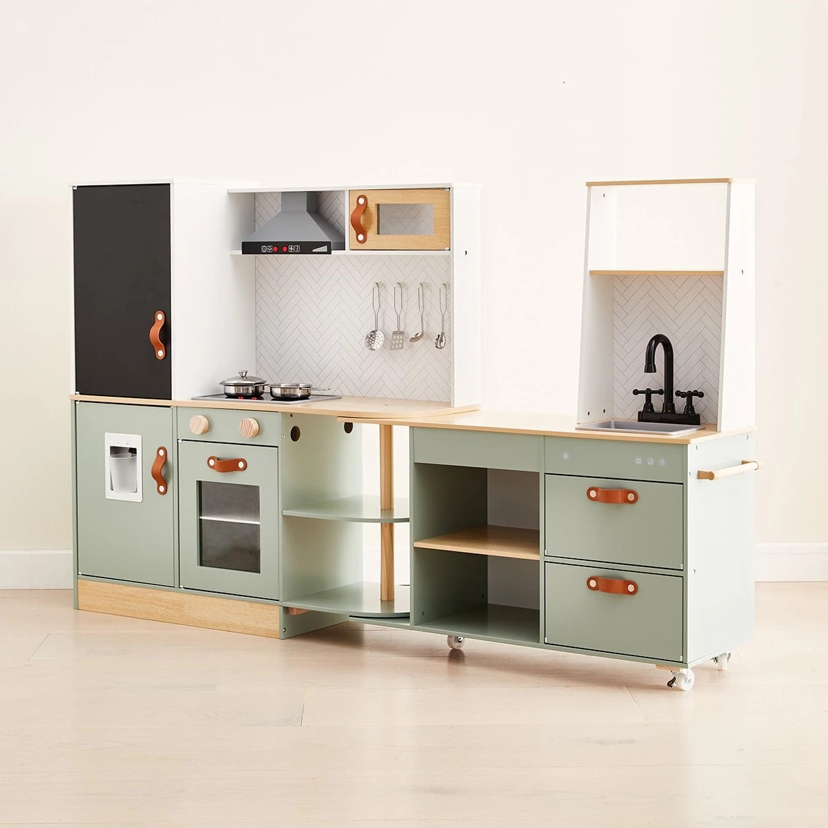 3 8 Piece Rotating Kitchen, 3 of 10