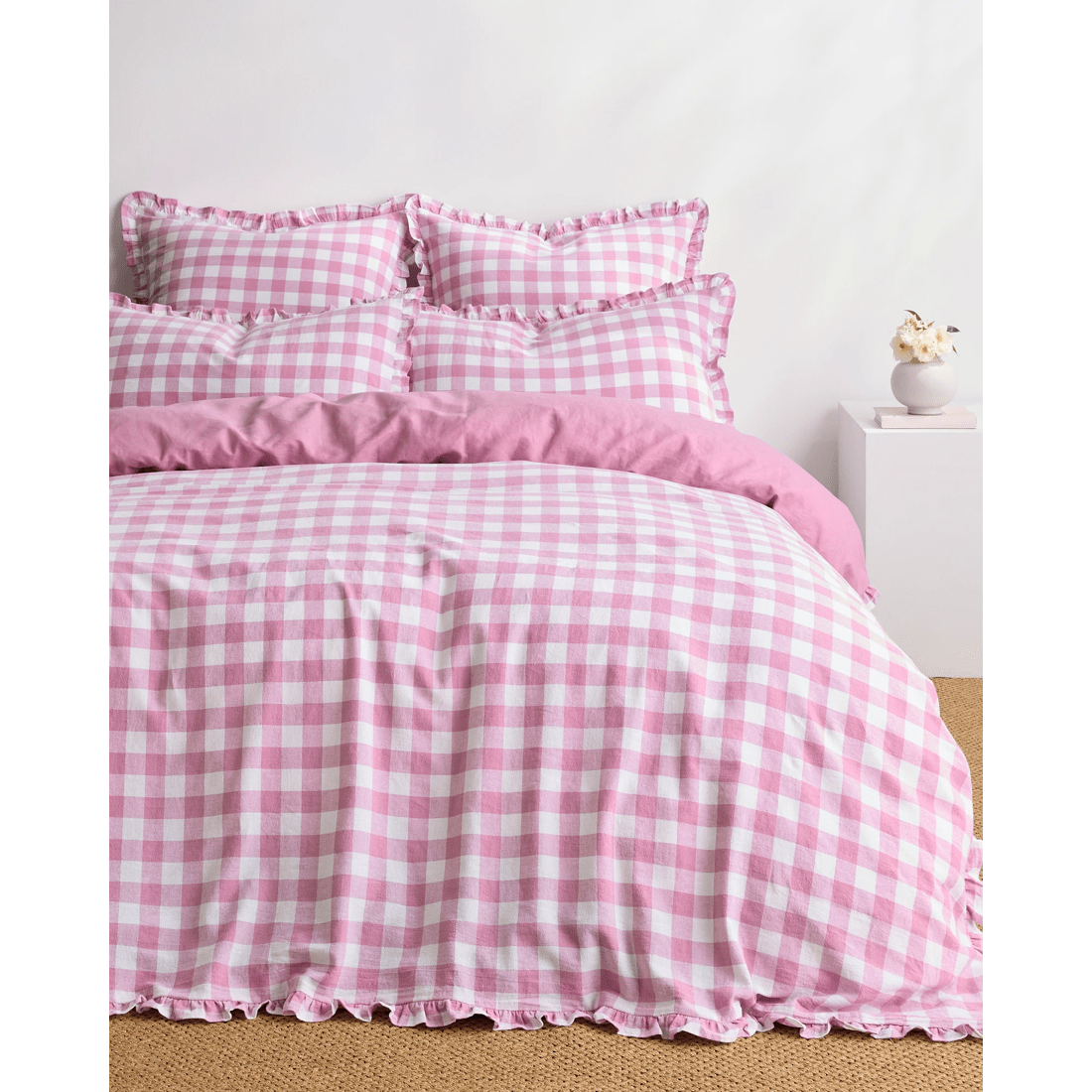 1 Target Lulu Gingham Linen/cotton Quilt Cover Set
 - King Bed
 - Pink, 1 of 4