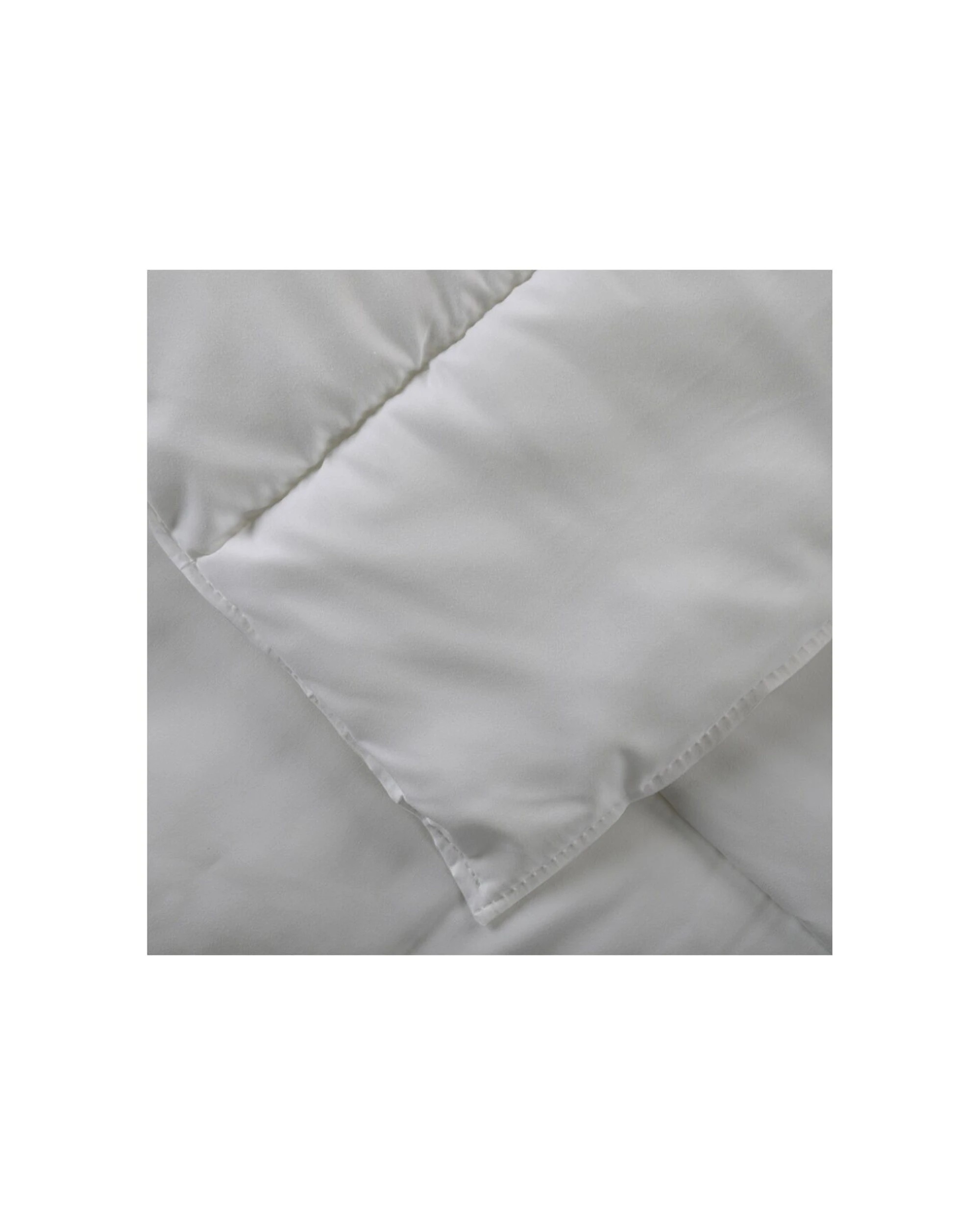 4 Tontine Mega Value All Seasons Doona Polyester Quilt Duvet - Queen Bed - White, 4 of 4