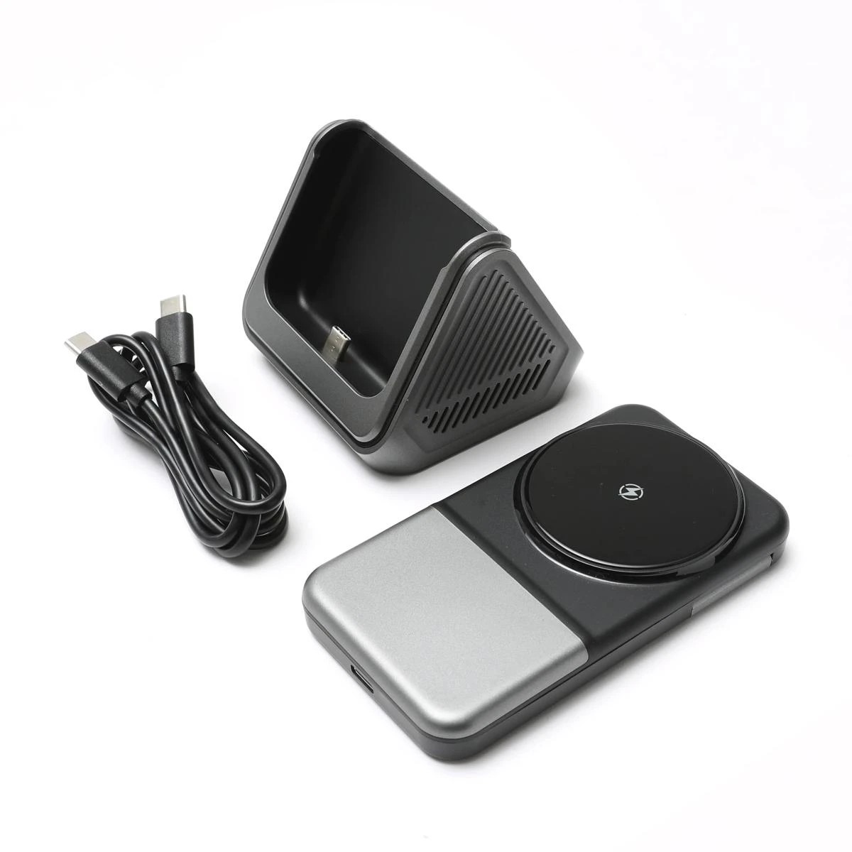 8 3-in-1 Powerbank Charging Station, 8 of 10