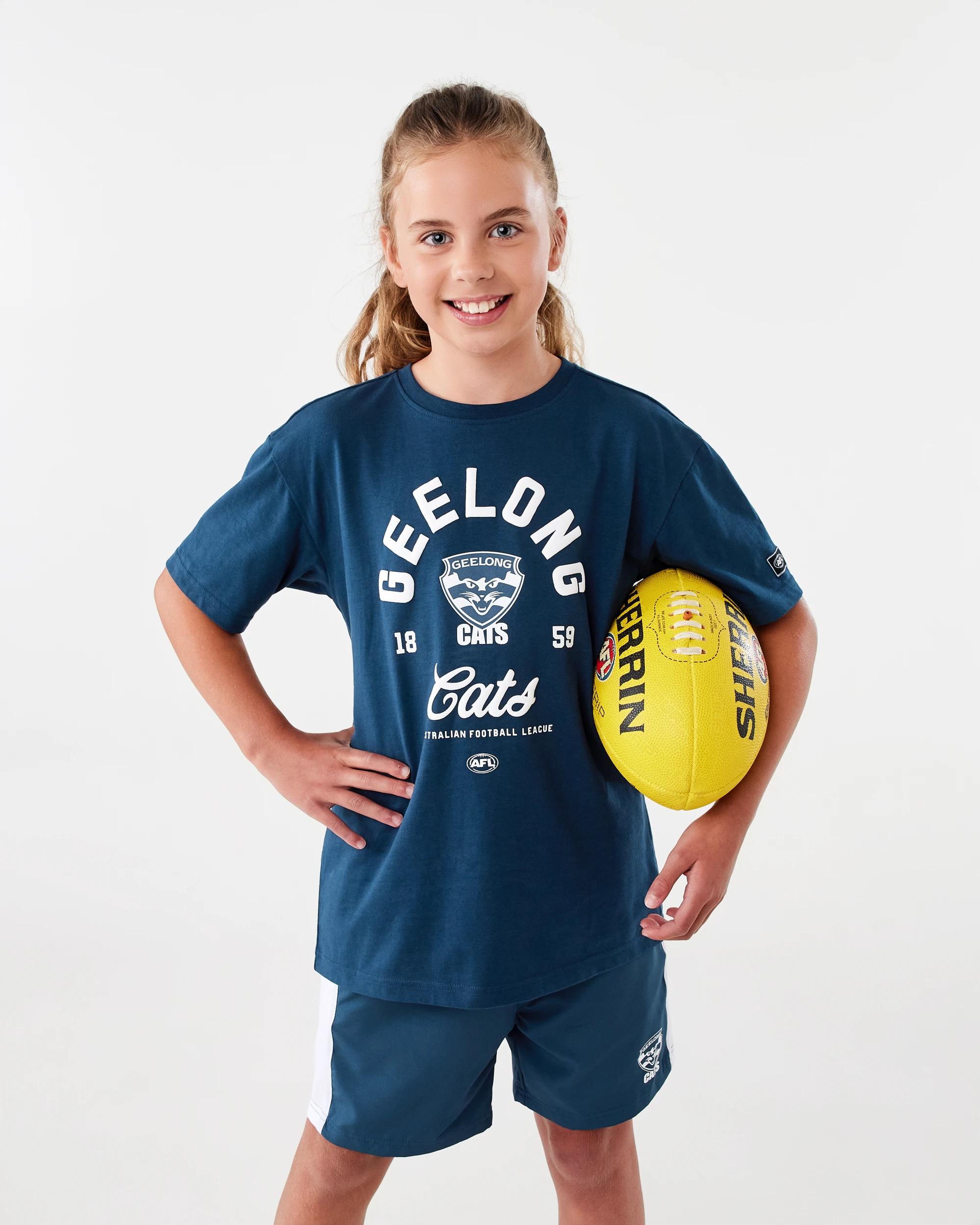 1 Official AFL Kids T-shirt Geelong, 1 of 9