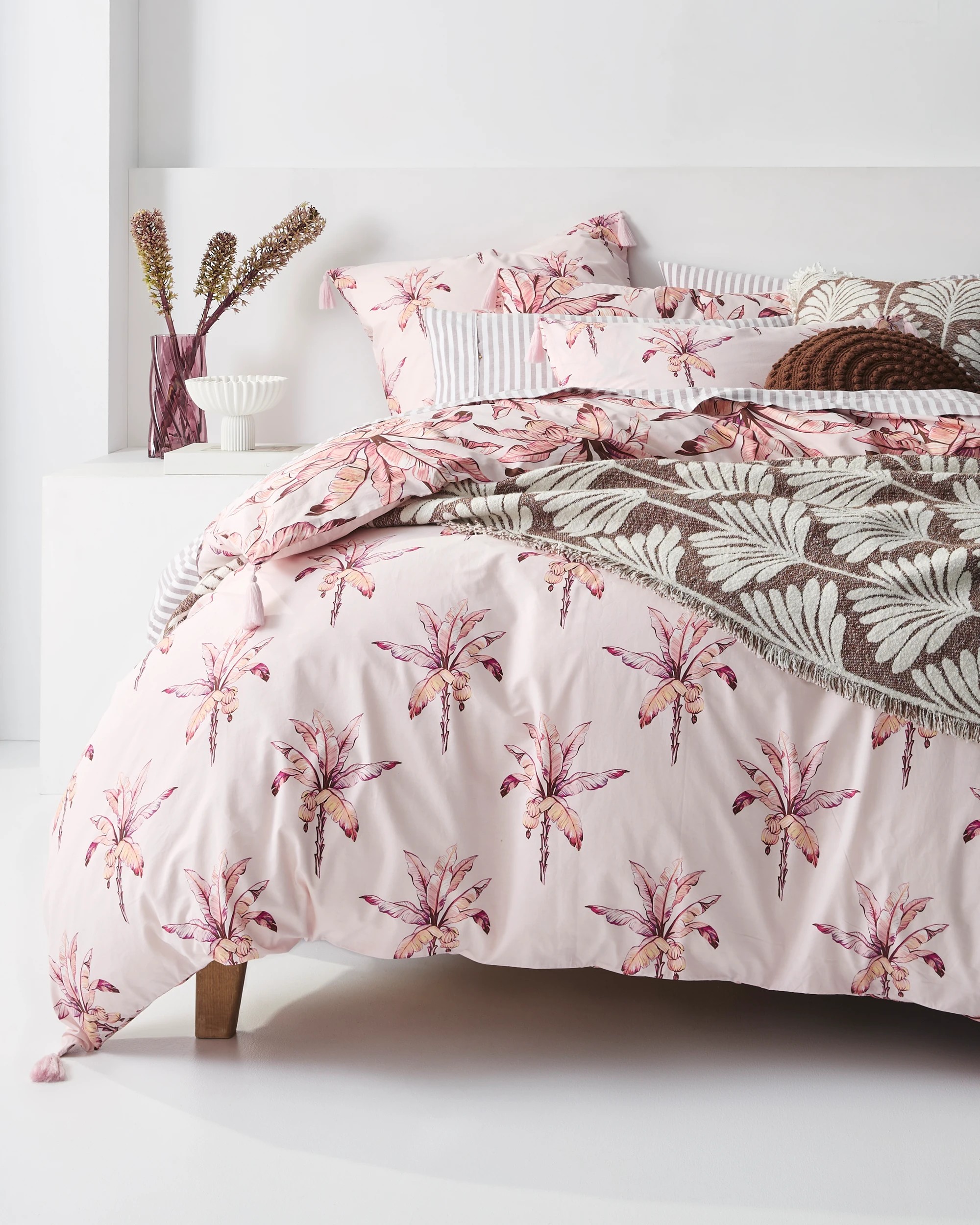 4 Target Tammi Palm Australian Cotton Quilt Cover Set - Queen Bed - Purple, 4 of 10