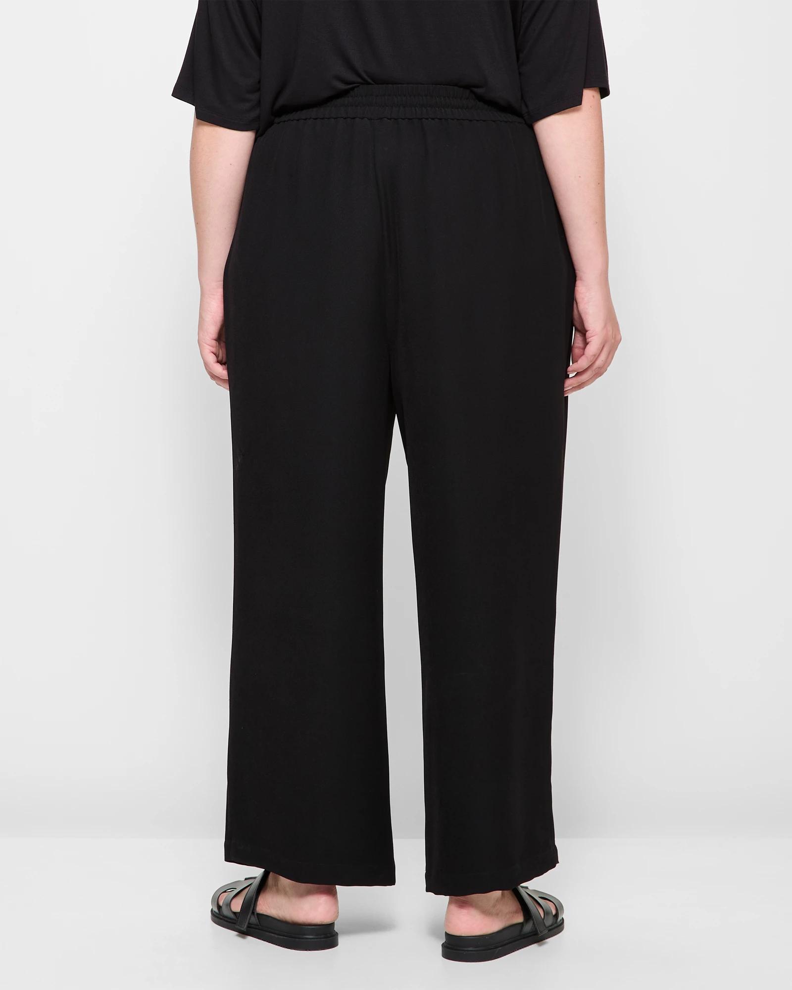 4 Target Plus Size Wide Leg Pants BLACK, 4 of 5