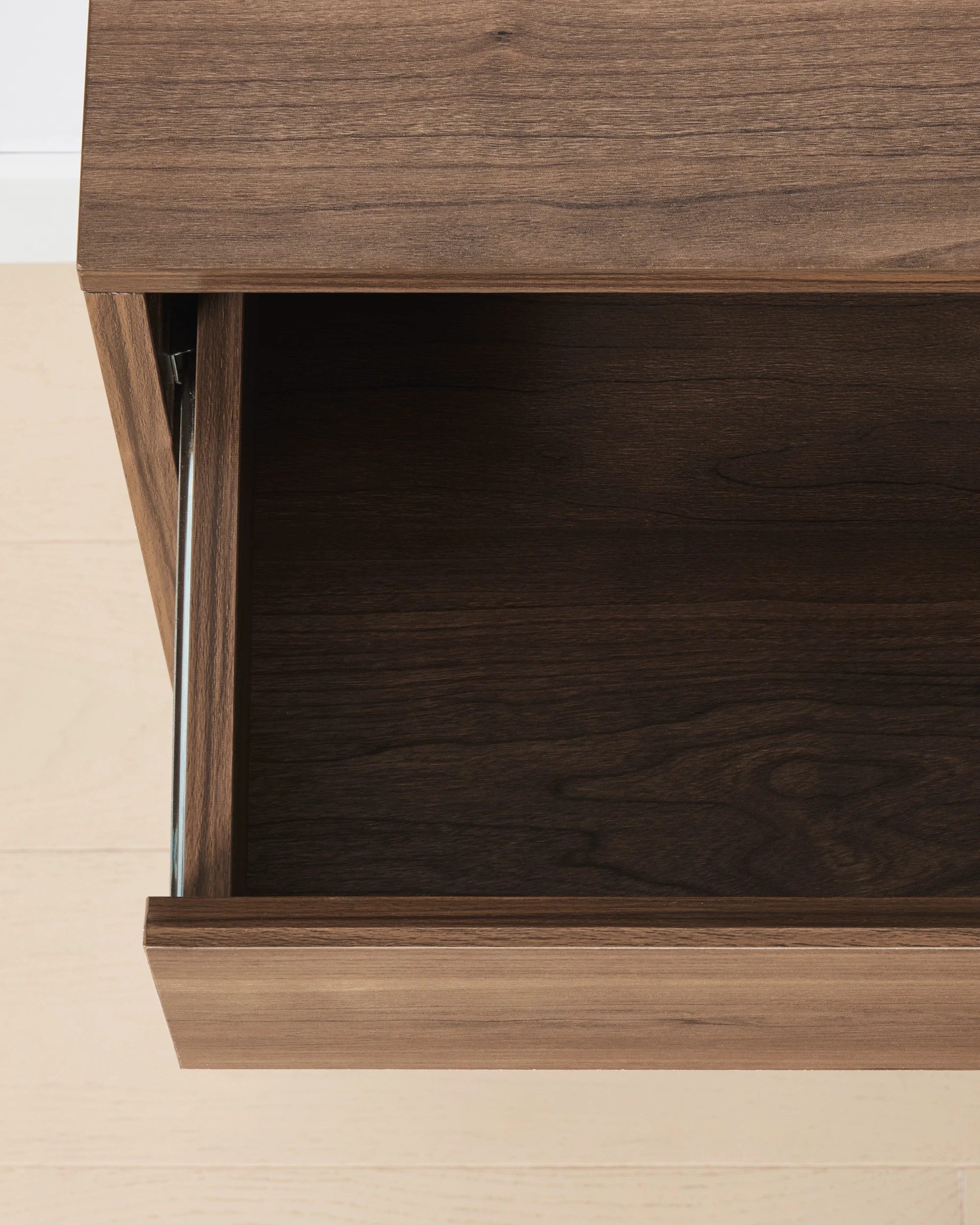 7 Thorne 4 Drawer Chest - Walnut, 7 of 7