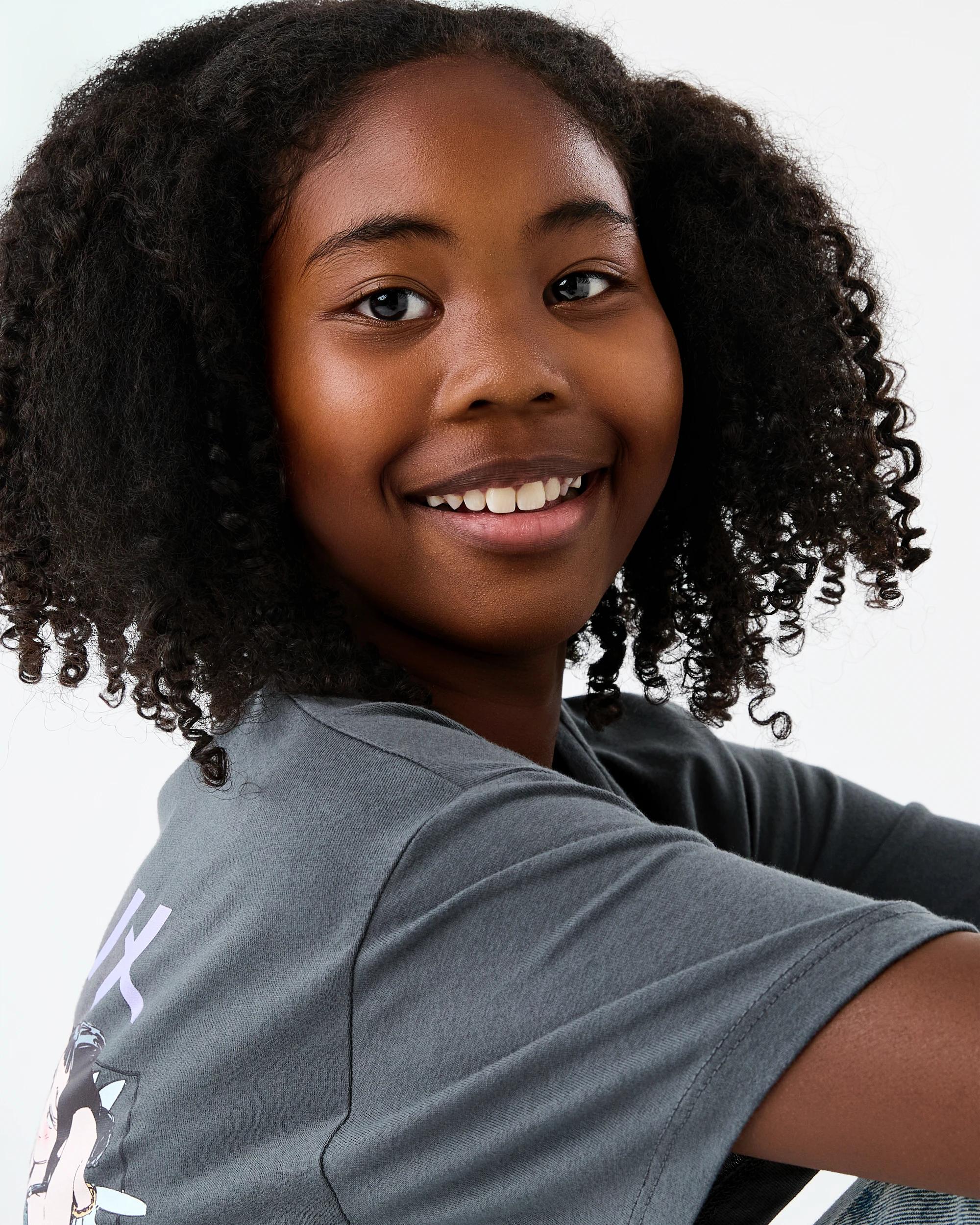 3 KPop Demon Hunters License Oversized T-shirt Grey Dh, 3 of 8