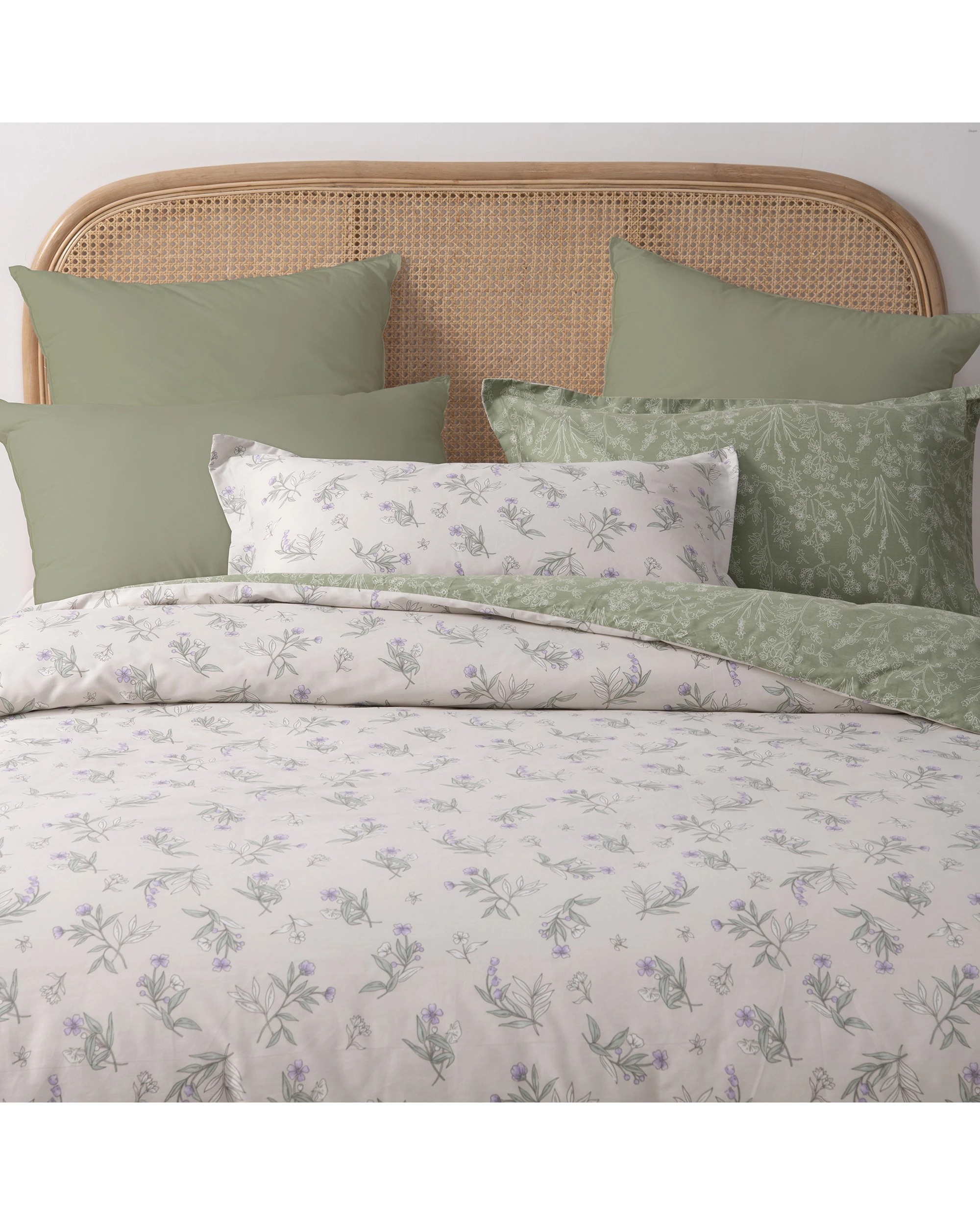 3 Dreamaker Adelle 100% Cotton Reversible Quilt Cover Set - Queen Bed - Floral Sage, 3 of 7