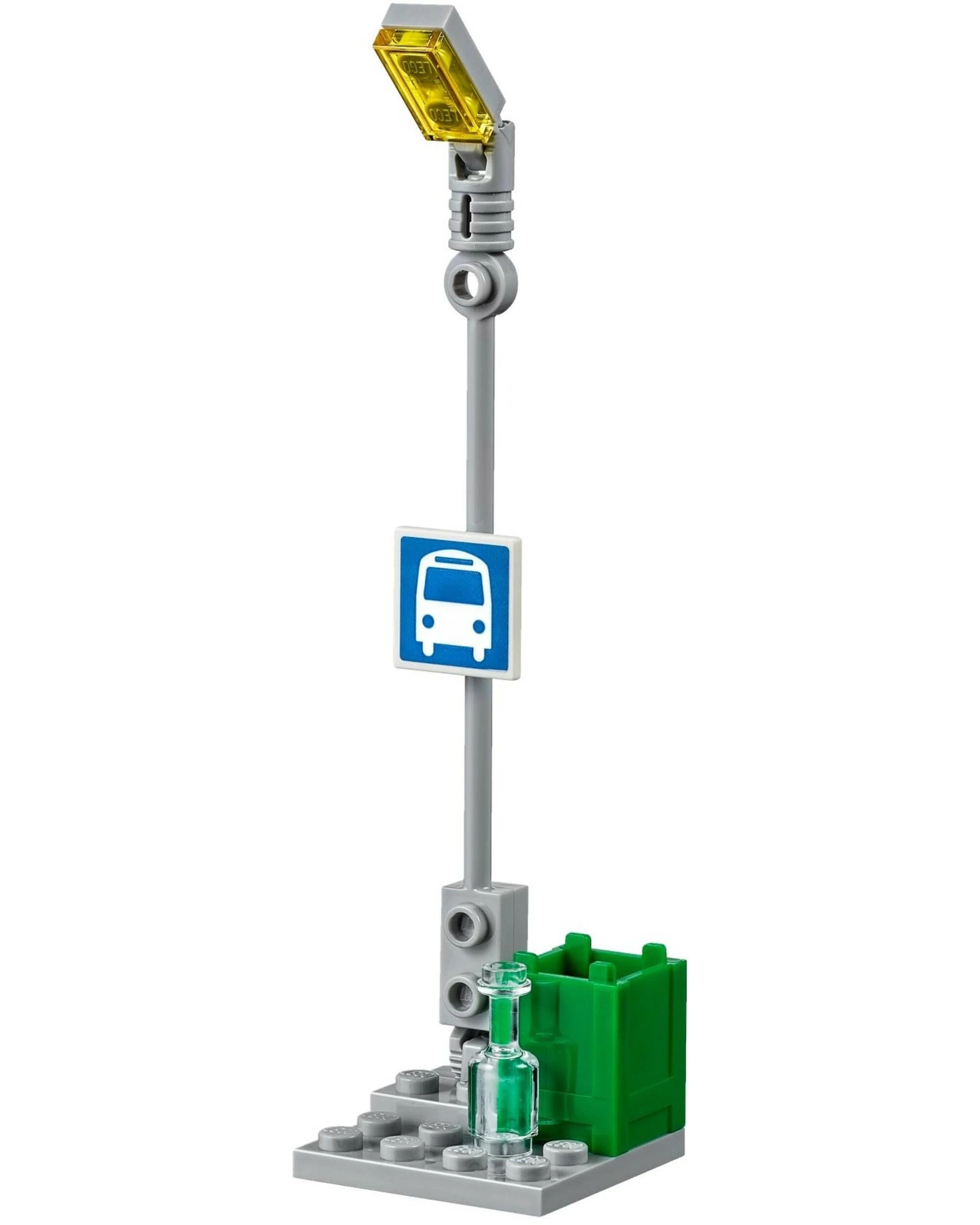 4 LEGO 40170 City Accessory Set: Streetlights, Fountain & More, 4 of 5