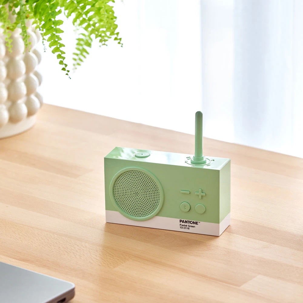 4 Lexon Thykho 3 Fm Radio & Bluetooth Speaker PANTONE - Green, 4 of 5