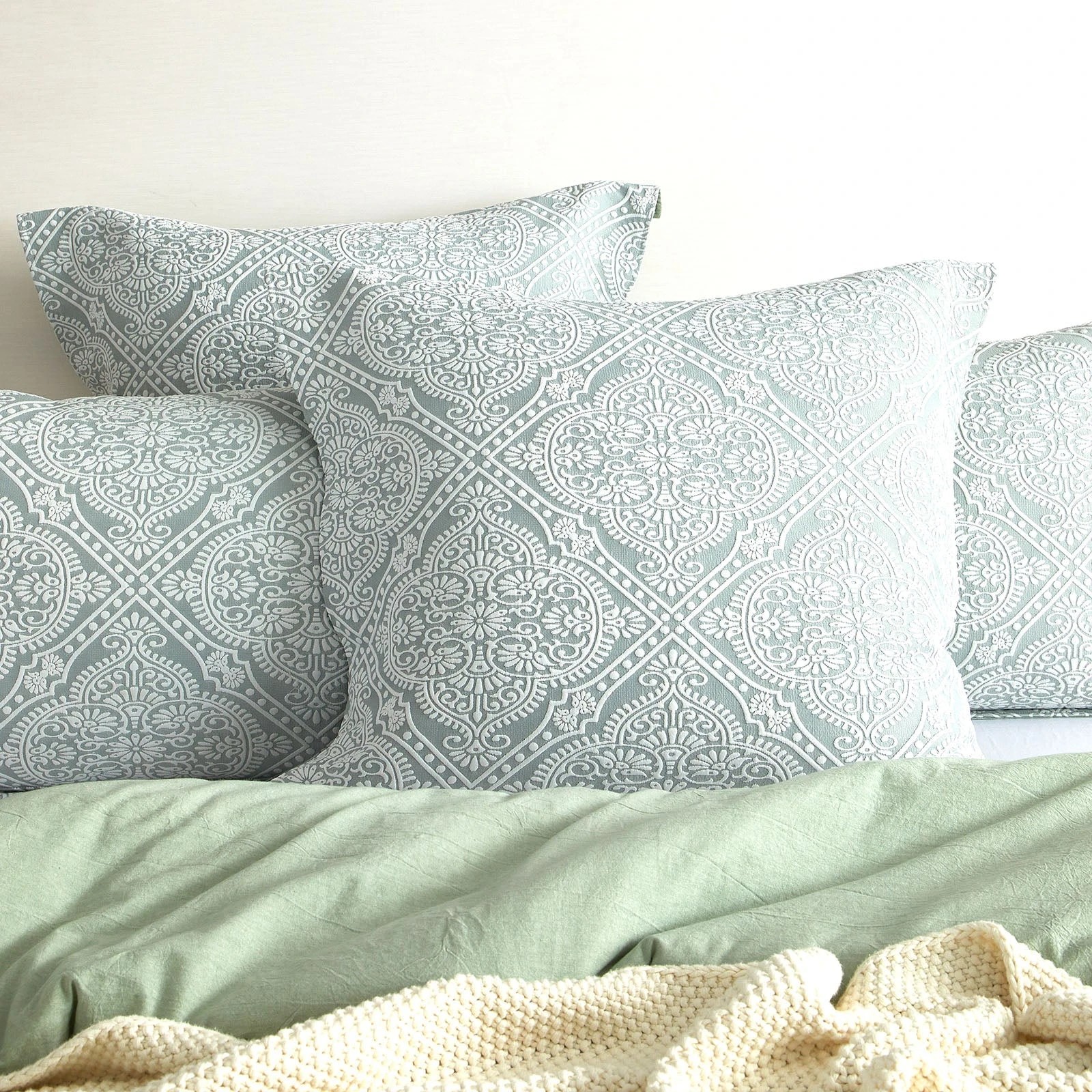 4 Renee Taylor Mayfair Jacquard Cotton-Blend Quilt Cover Set, Sage. - Green, 4 of 4