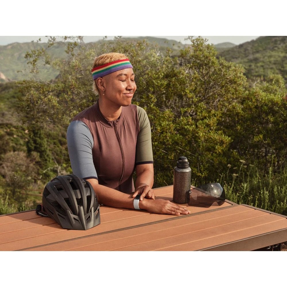 5 Fitbit Charge 6 Advanced Fitness Tracker Porcelain/Silver, 5 of 10