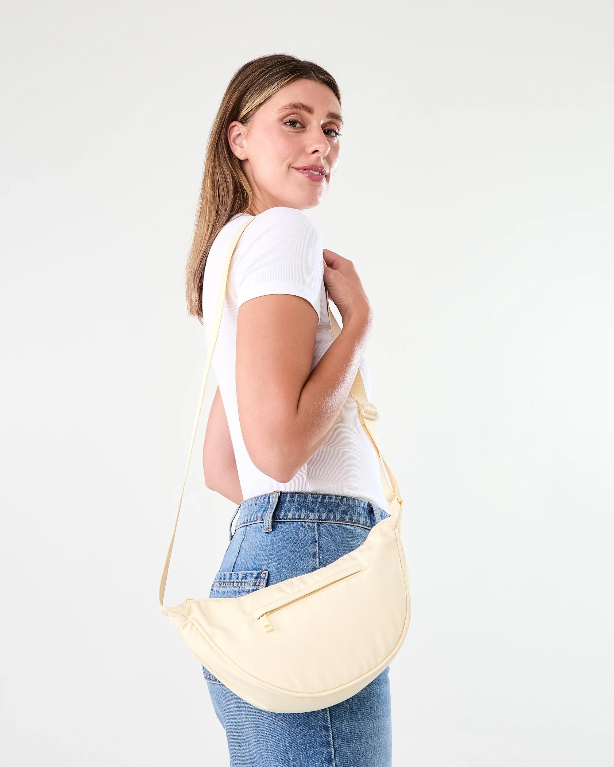 5 Urban Crescent Sling Bag Fln Yellow, 5 of 7