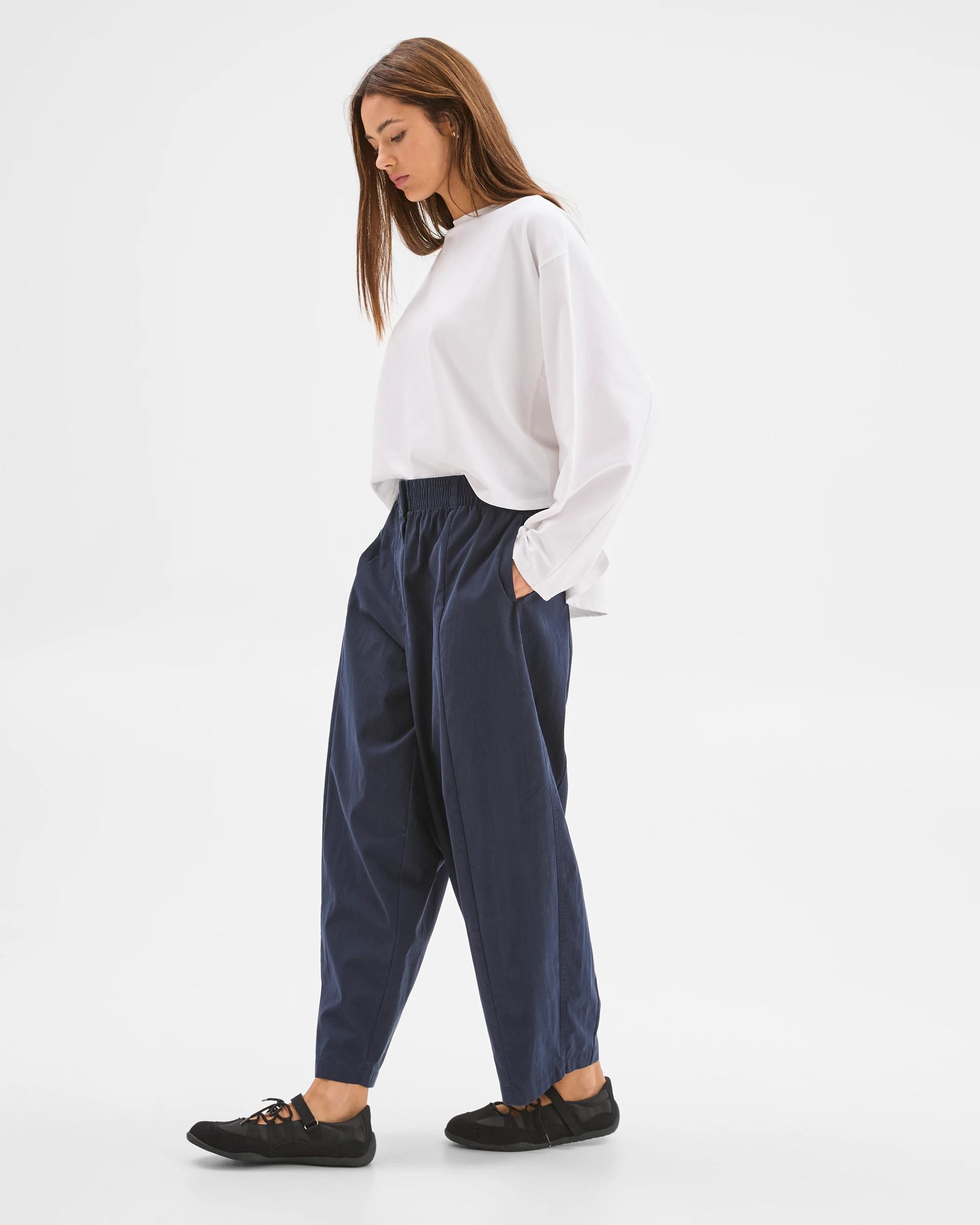 2 Lily Loves Australian Cotton Blend Pull On Pleat Pants DEEP NAVY, 2 of 5