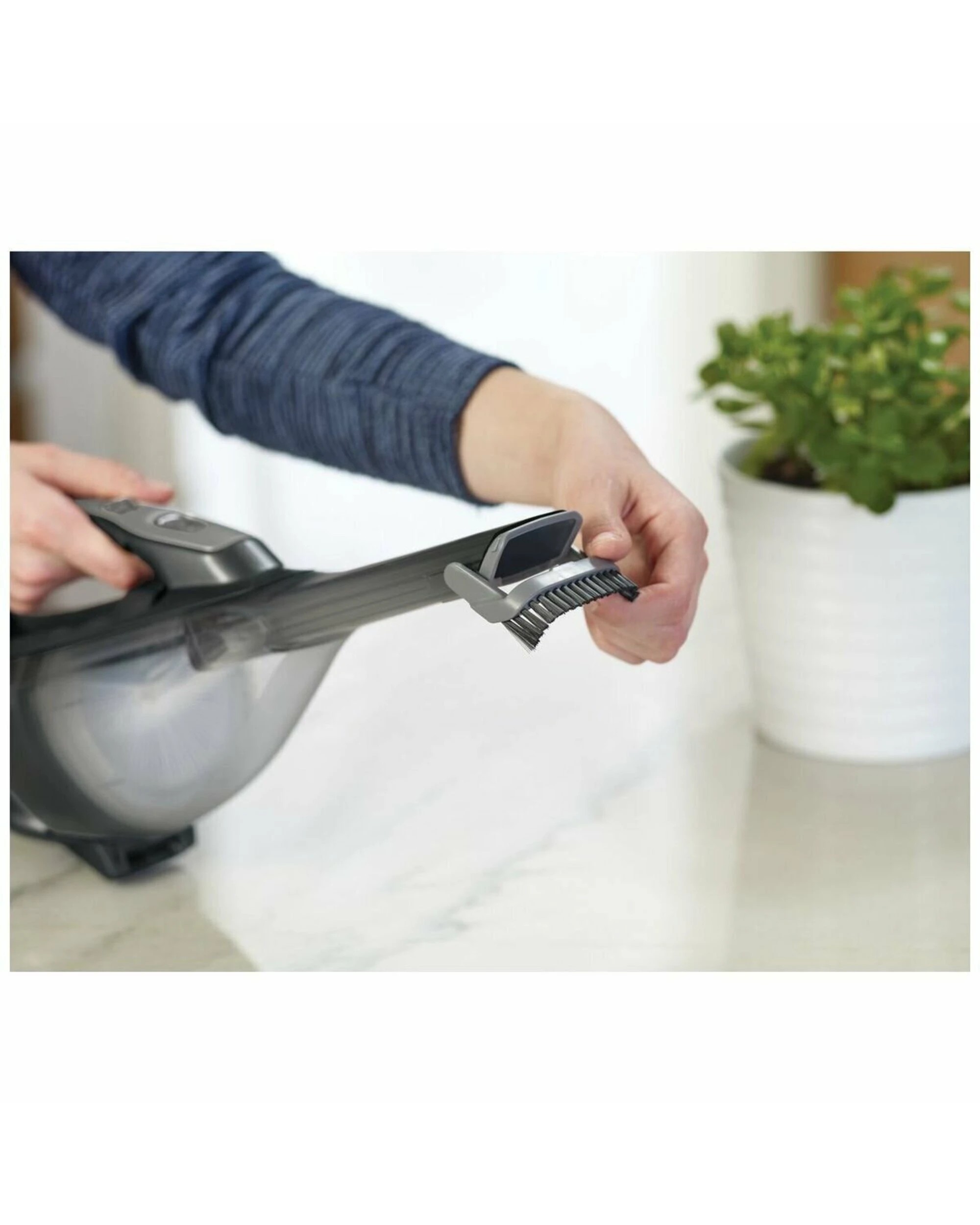 2 Black & Decker 10.8V Lithium Ion Dustbuster, 2 of 5