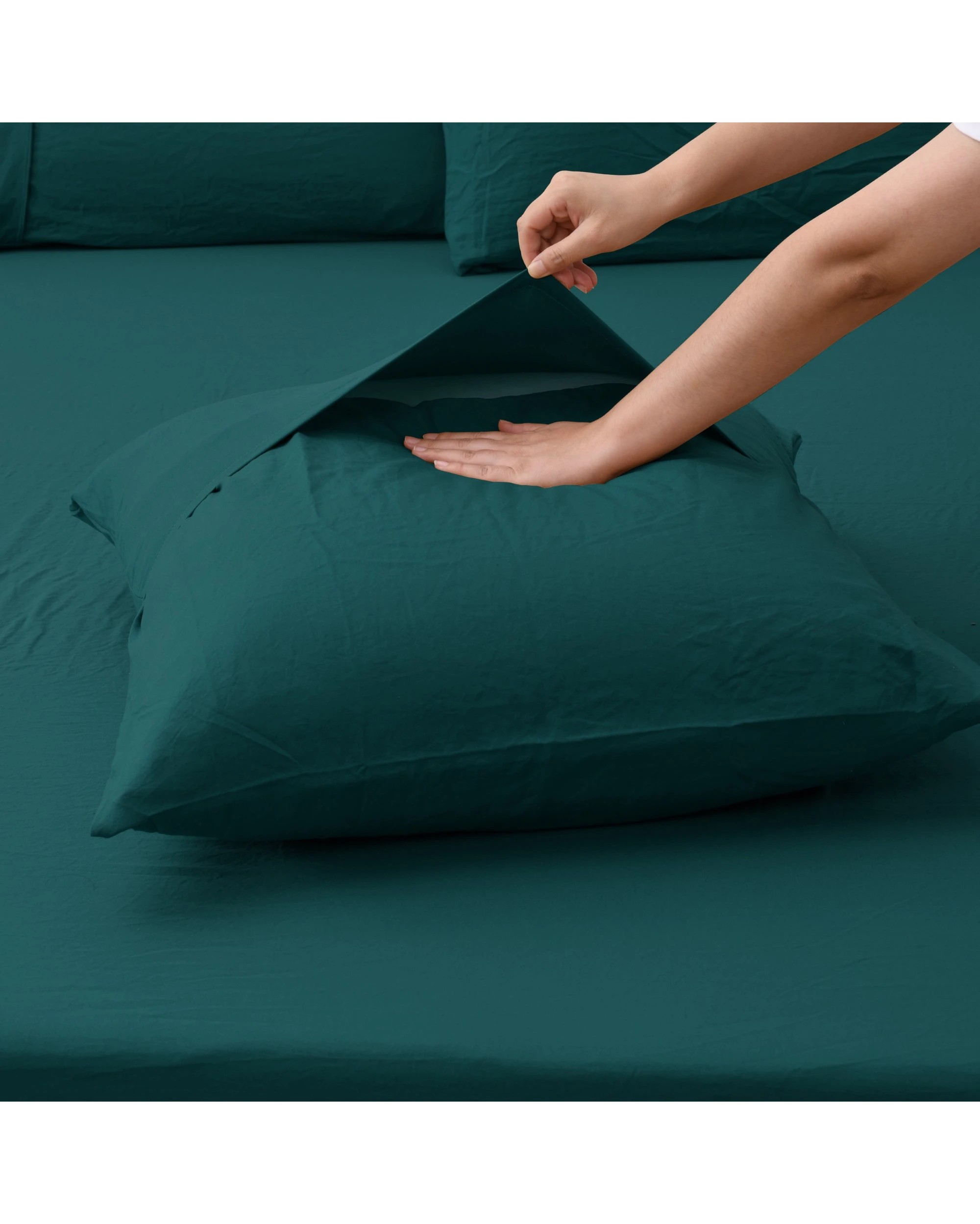 3 Dreamaker Superfine Washed Microfibre European Pillowcase - Teal, 3 of 4