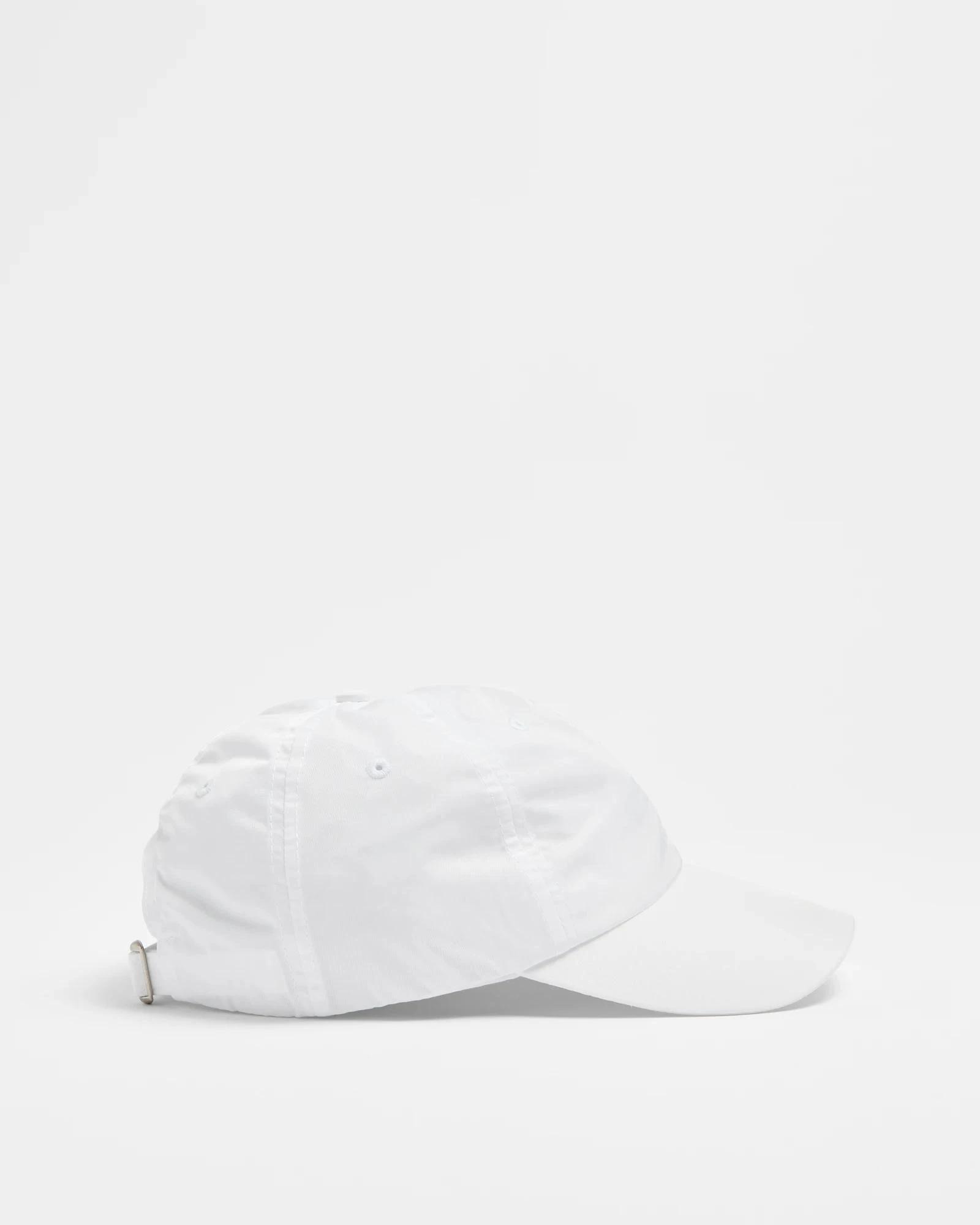 1 Target Active Cap WHITE, 1 of 2