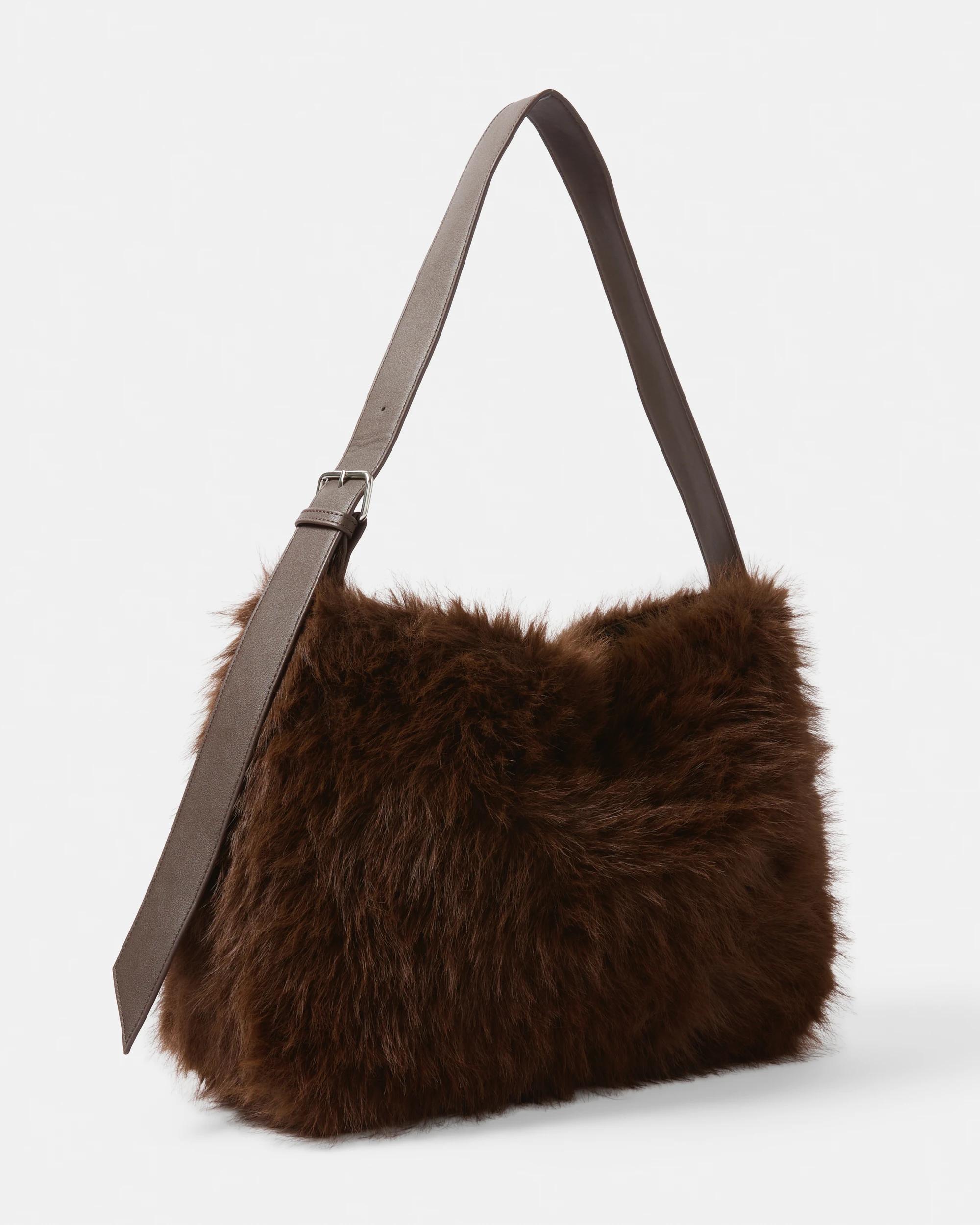 2 Faux Fur Tote Bag Chocolate, 2 of 7