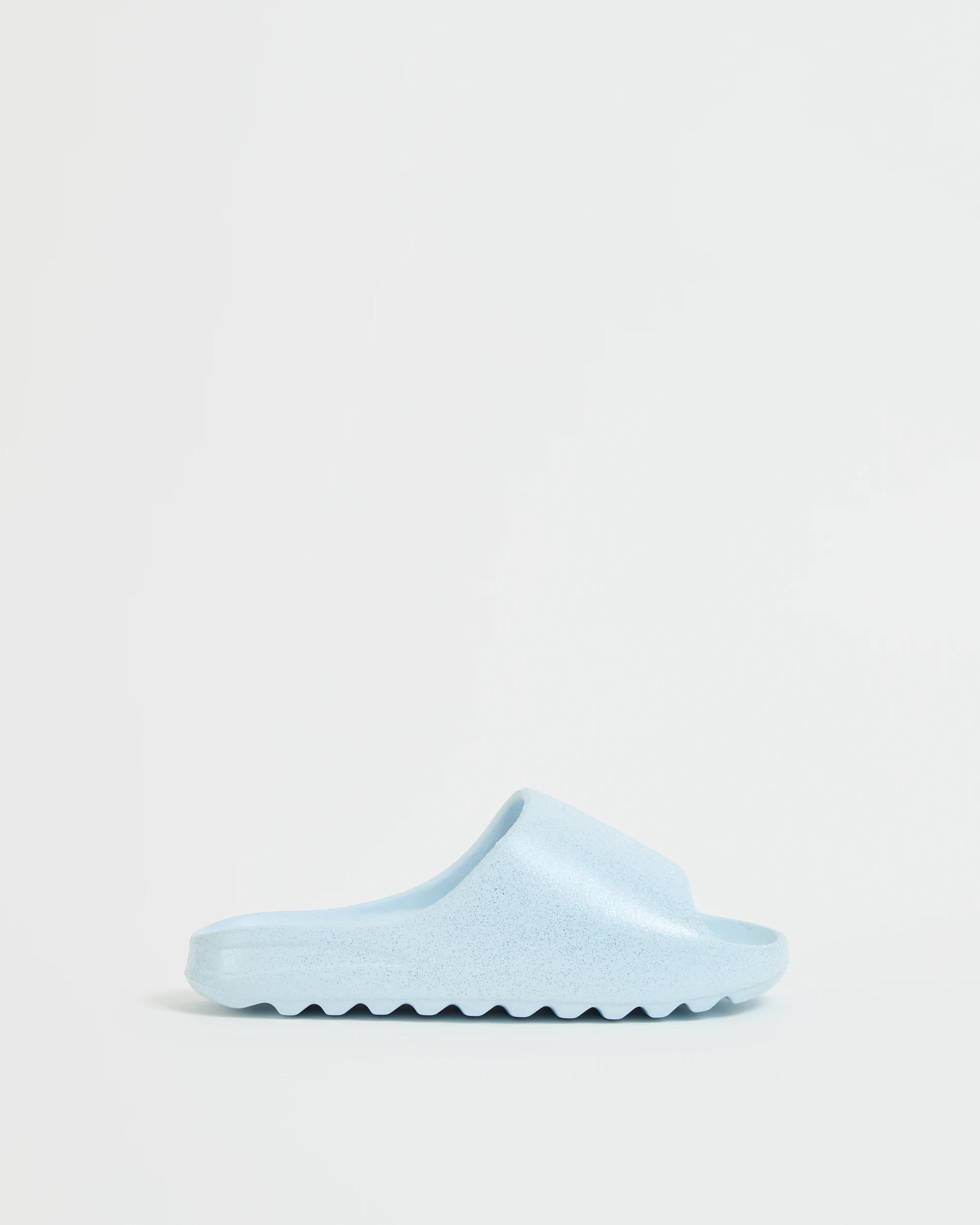 1 Target Youth Pool Slides LIGHT BLUE, 1 of 3