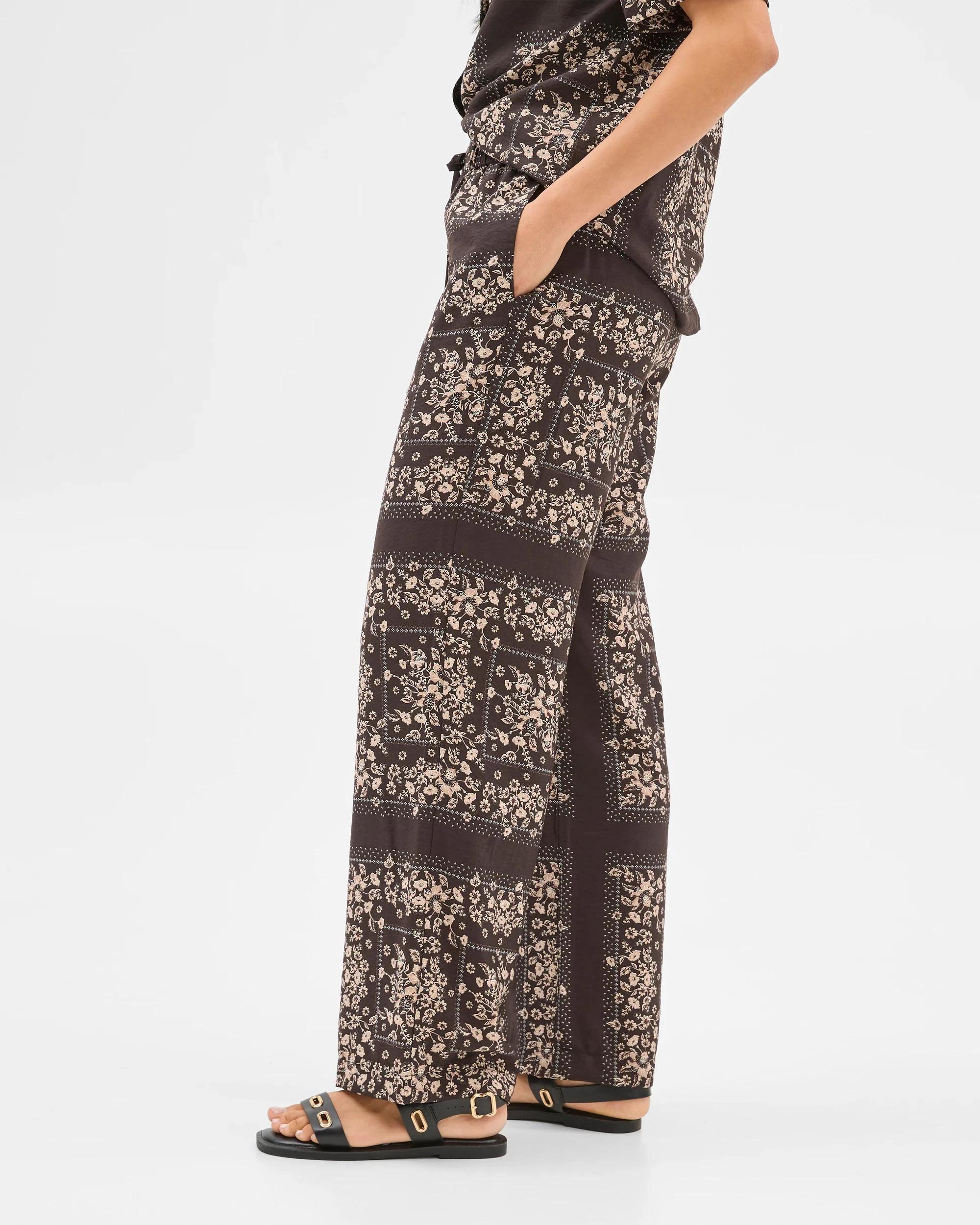 3 Printed Elasticated Pants - Lily Loves SCARF PRINT, 3 of 7