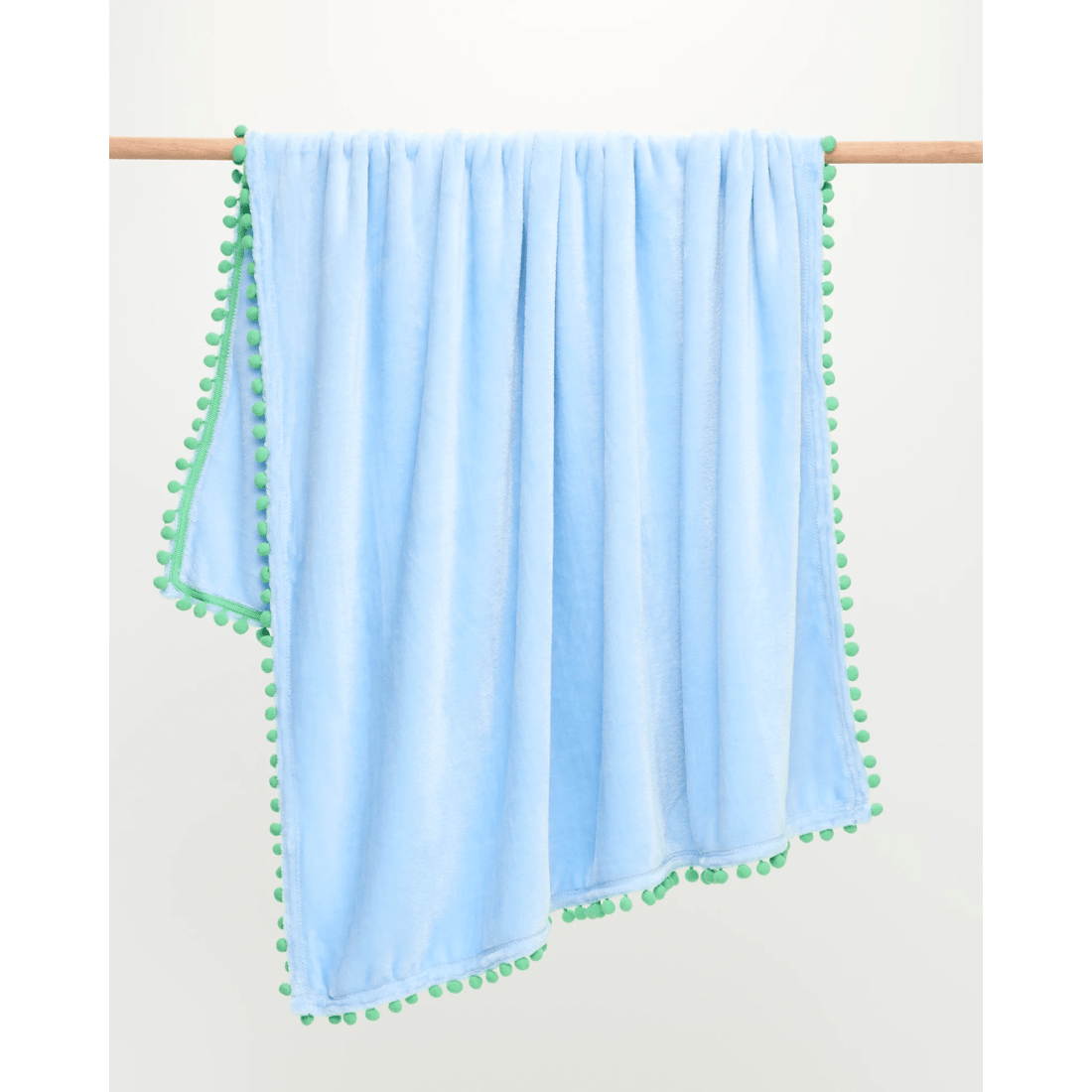 3 Target Colby Kids Super Soft Throw
 - Queen Bed
 - Blue, 3 of 3