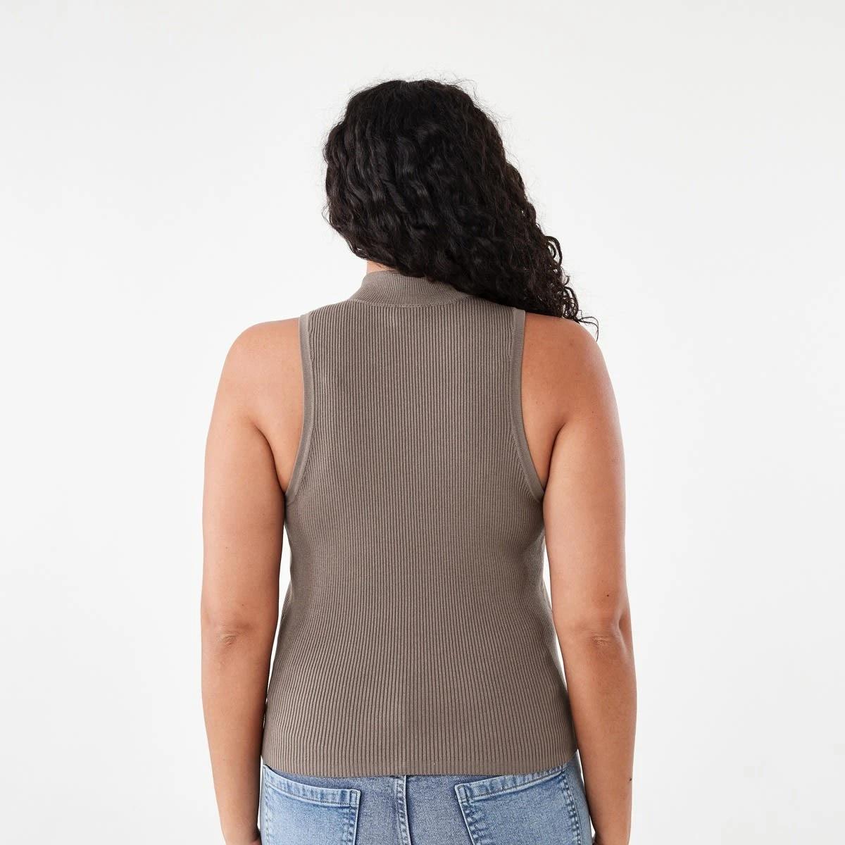 3 Sleeveless Mock Neck Rib Tank Taupe Brn, 3 of 5