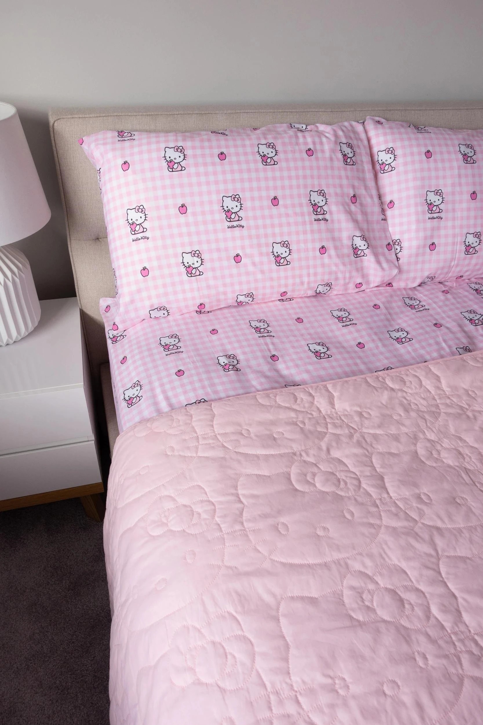 6 Hello Kitty Quilted Coverlet - Queen Bed - Pink, 6 of 8