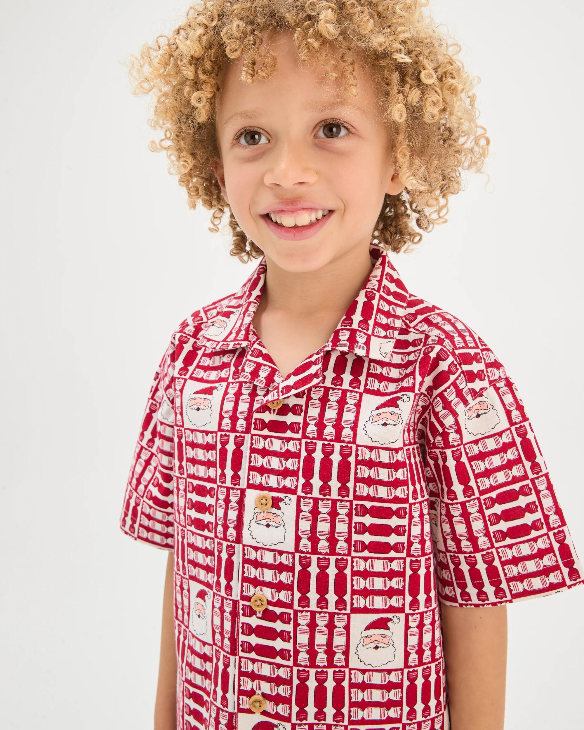 2 Target Kids Cotton Short Sleeve Christmas Shirt RED TILES, 2 of 5