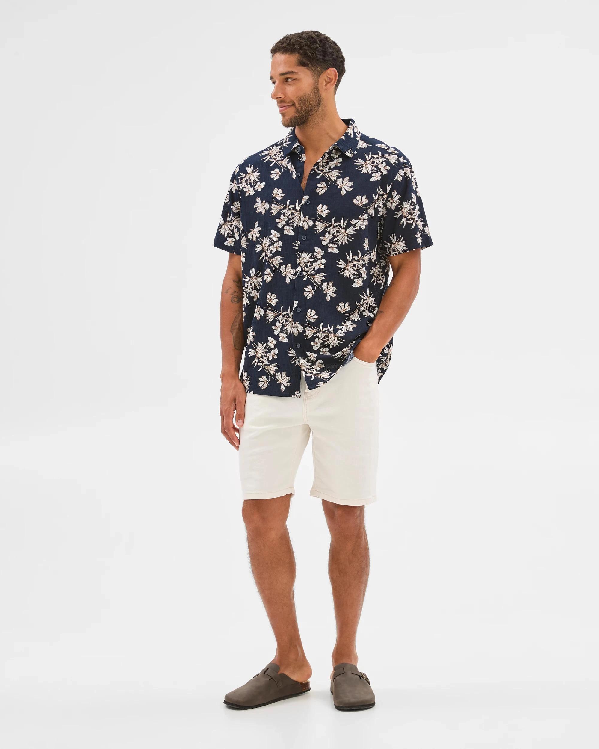 1 Target Crinkle Floral Print Shirt NAVY, 1 of 6