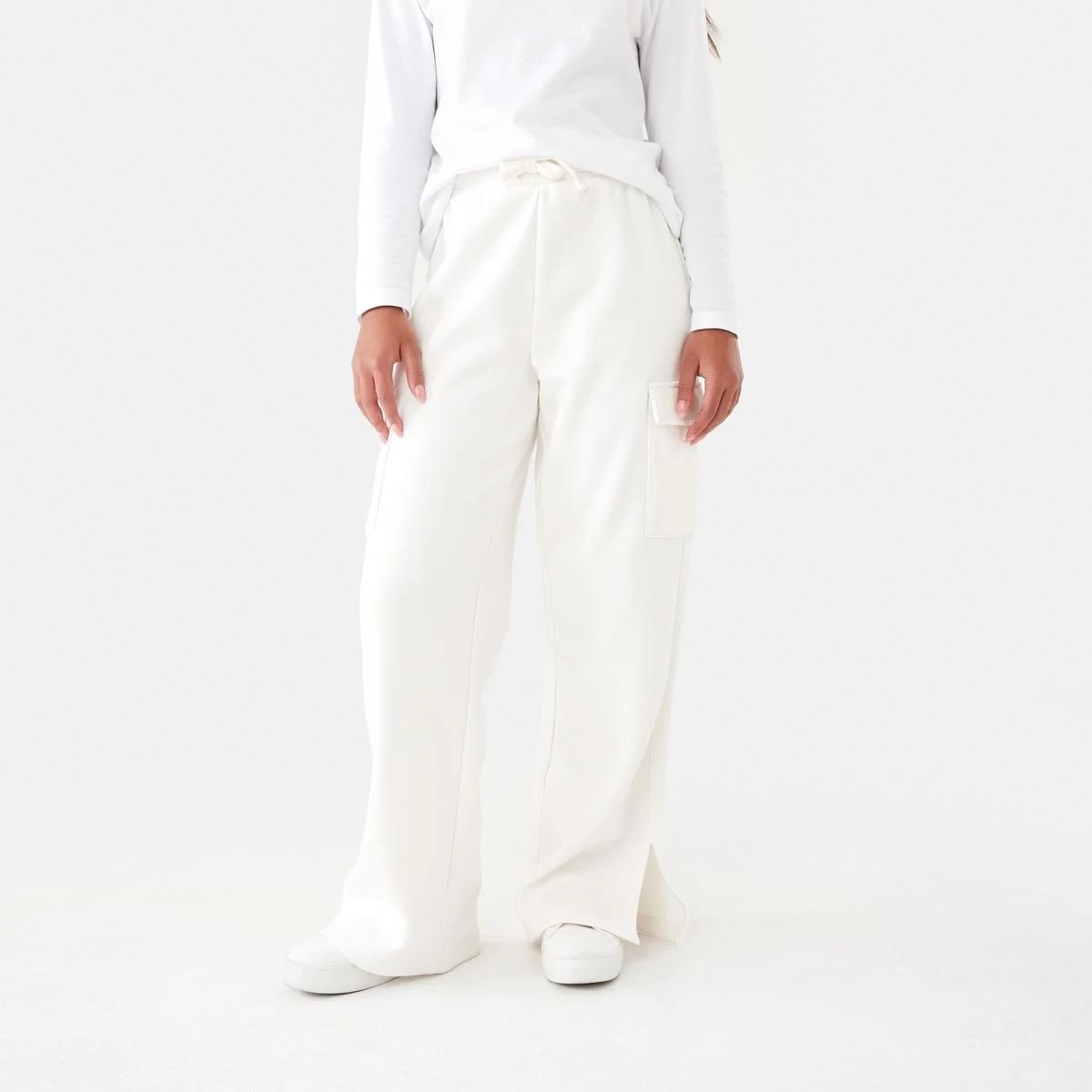 1 Cargo Trackpants Cream, 1 of 9