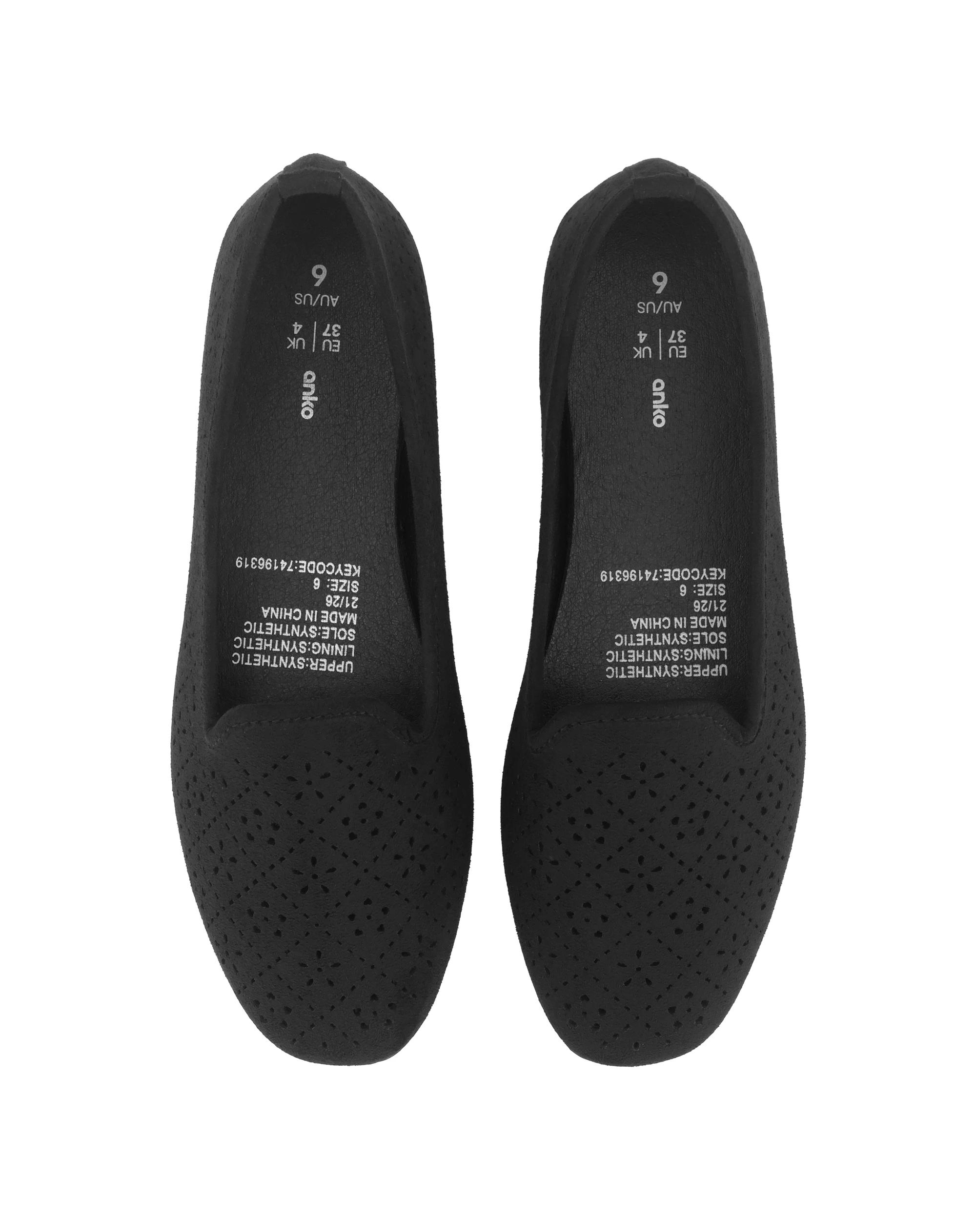2 Apron Ballet Flats Black, 2 of 3