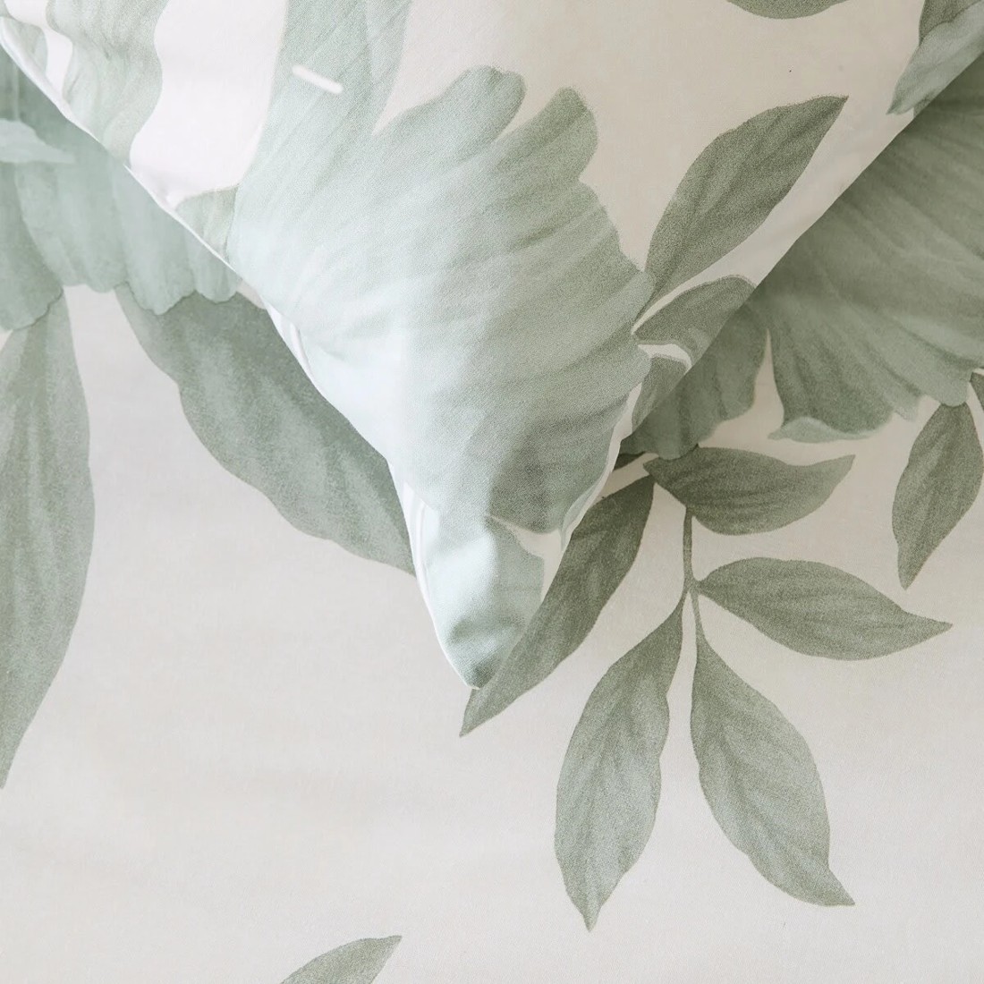 4 Mari Cotton Rich Reversible Quilt Cover Set - King Bed, 4 of 7