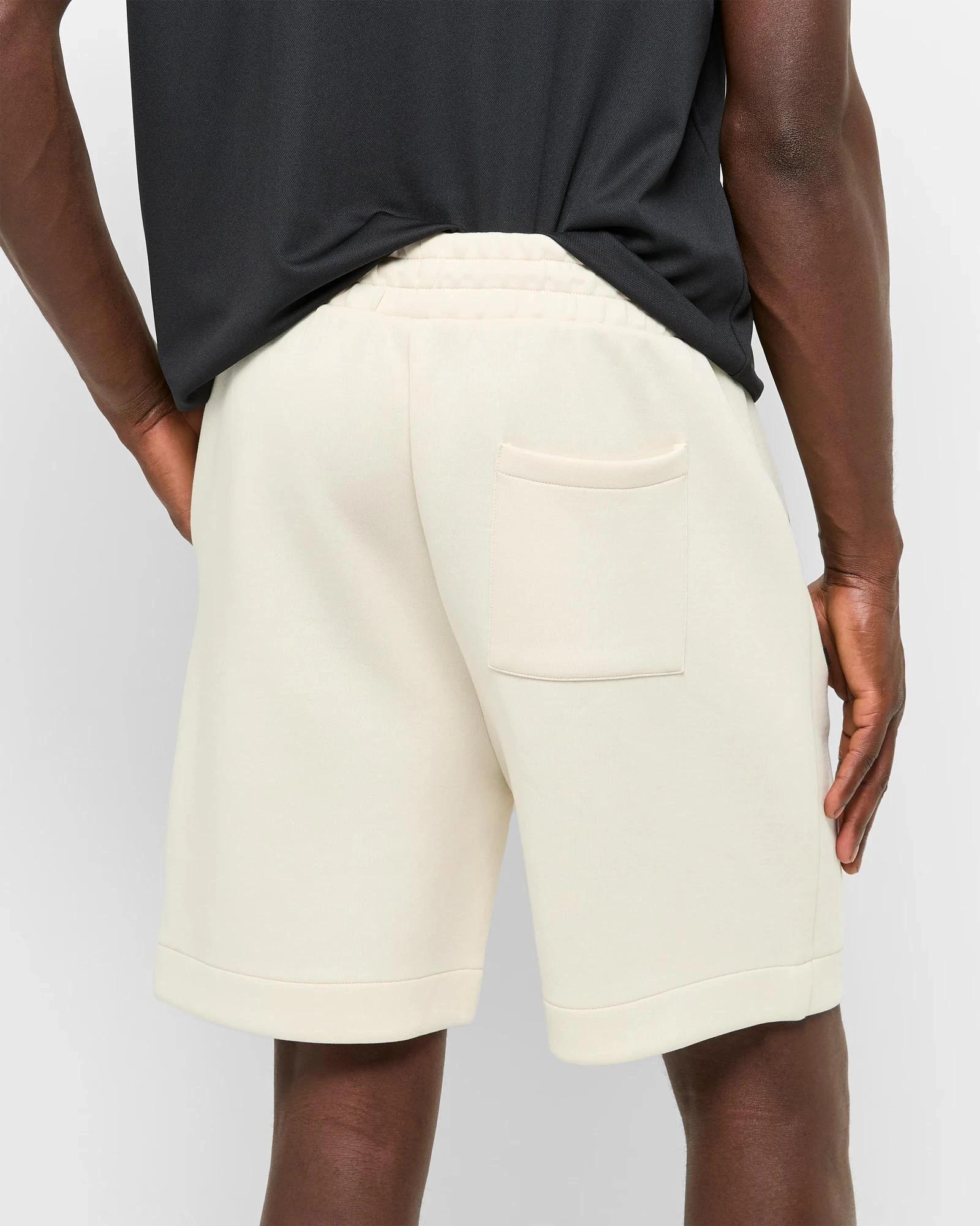 4 Target Active Active Tech Shorts WINTER WHITE, 4 of 5