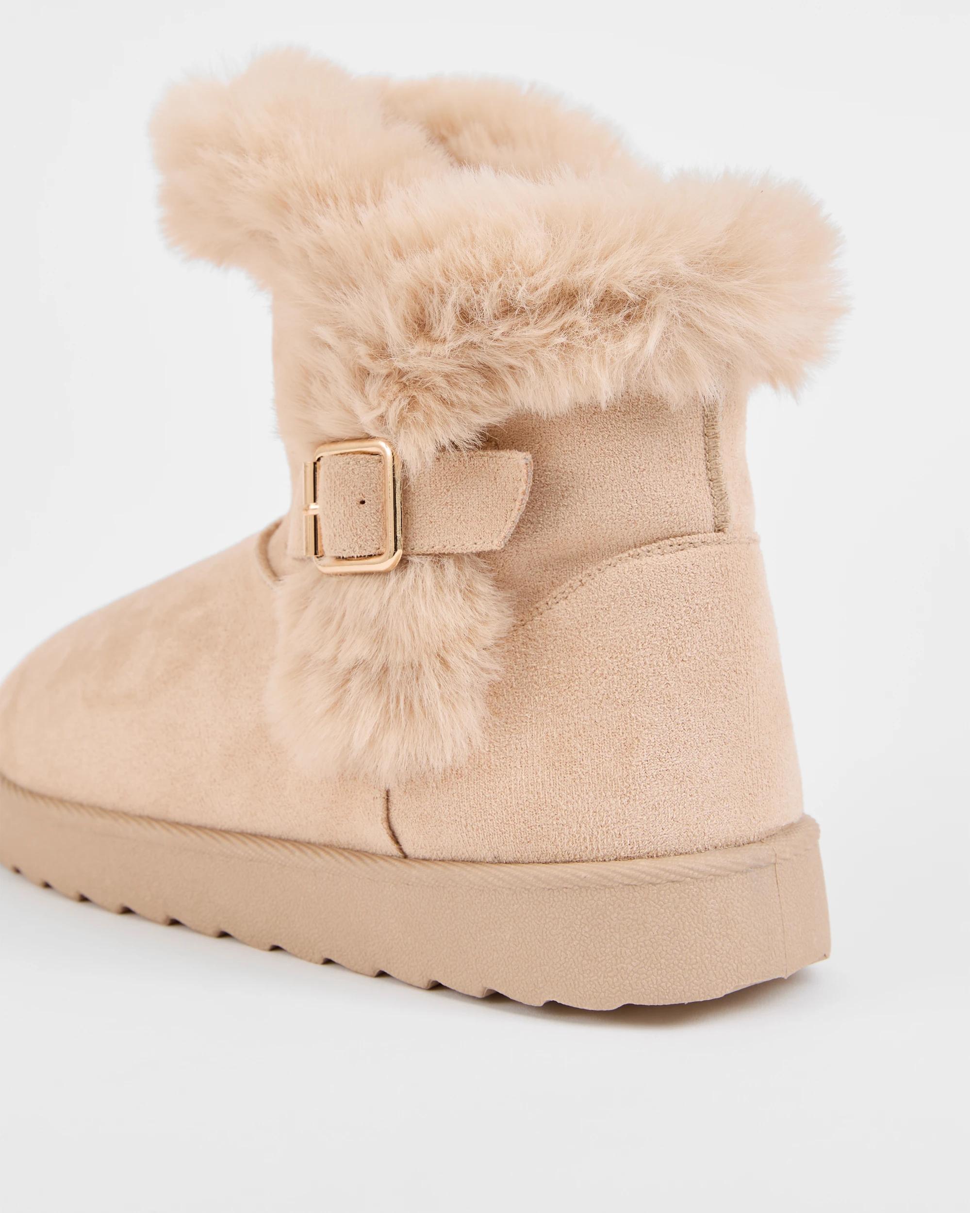 3 Target Woman Low Cut Slanted Top Slipper Boot IVORY, 3 of 3