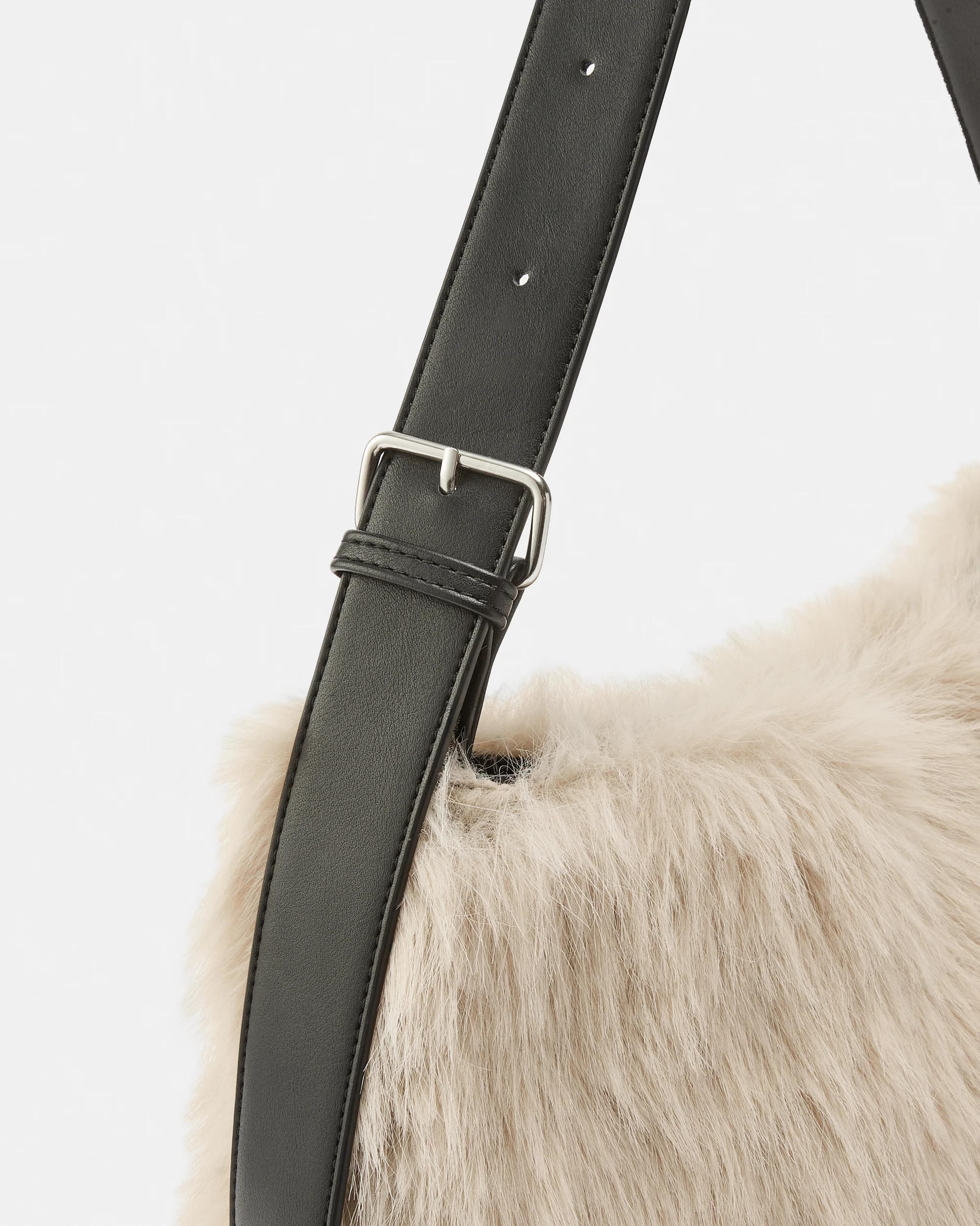 3 Faux Fur Tote Bag Cream, 3 of 7