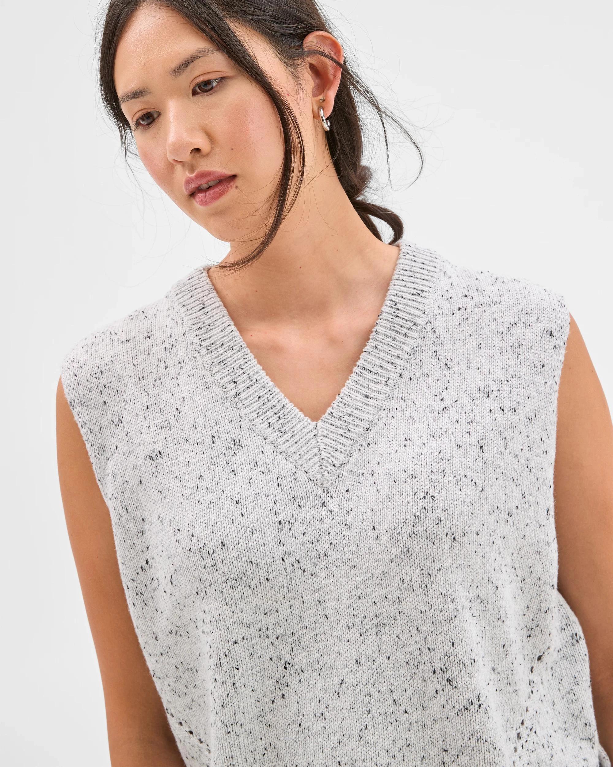 4 Target Woman Australian Cotton Blend V-Neck Vest LIGHT GREY NEP, 4 of 7