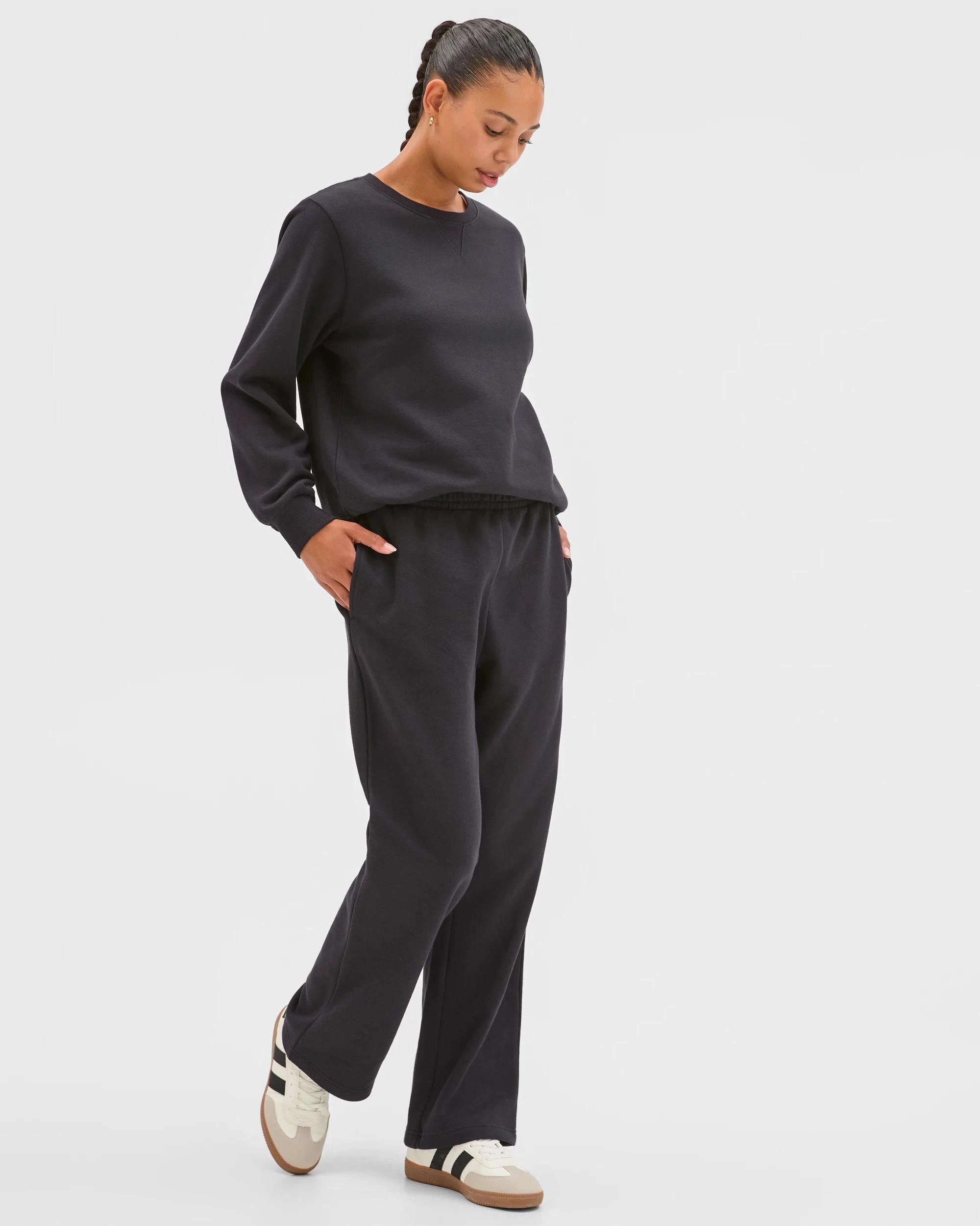 1 Target Active Australian Cotton Blend Fleece Sweat Top BLACK, 1 of 5