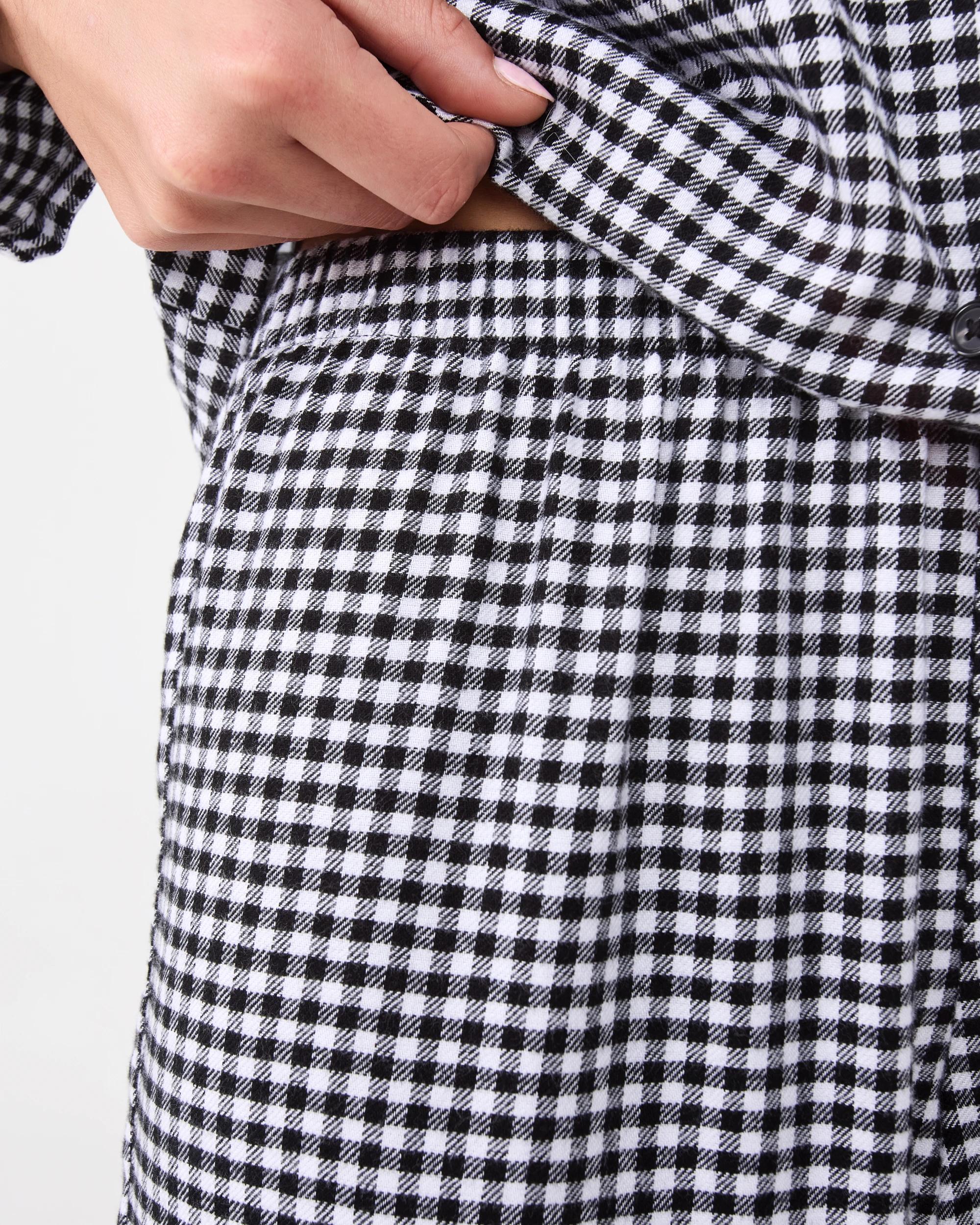 7 Collar Flannel Pyjama Set Black Chk, 7 of 7