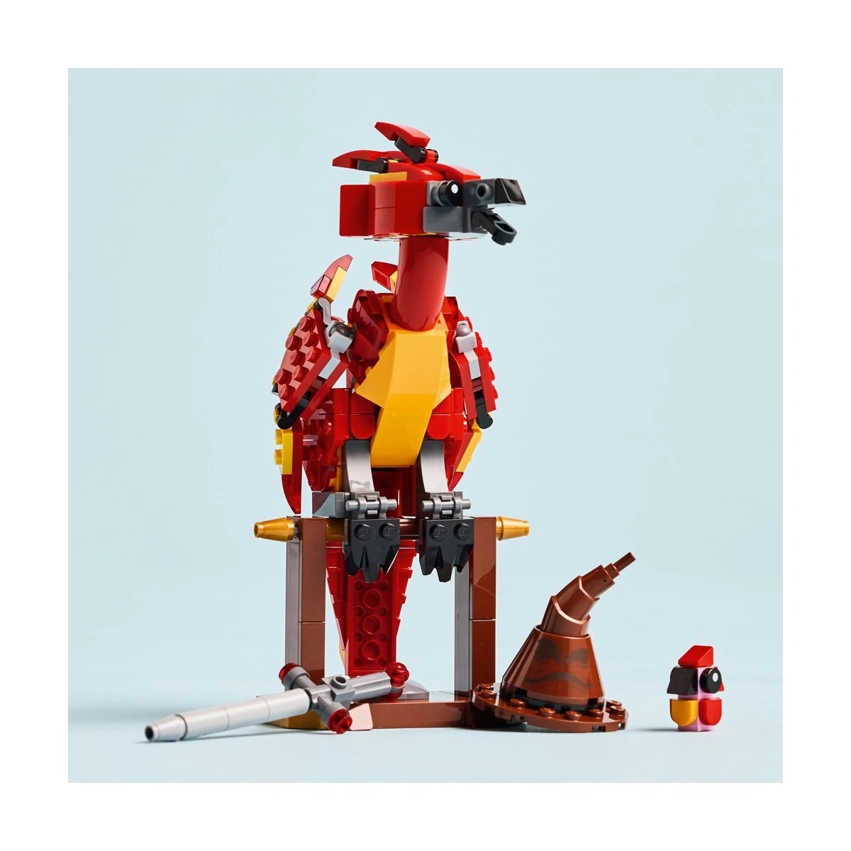9 LEGO Harry Potter Fawkes: Dumbledore’s Phoenix 76448, 9 of 10