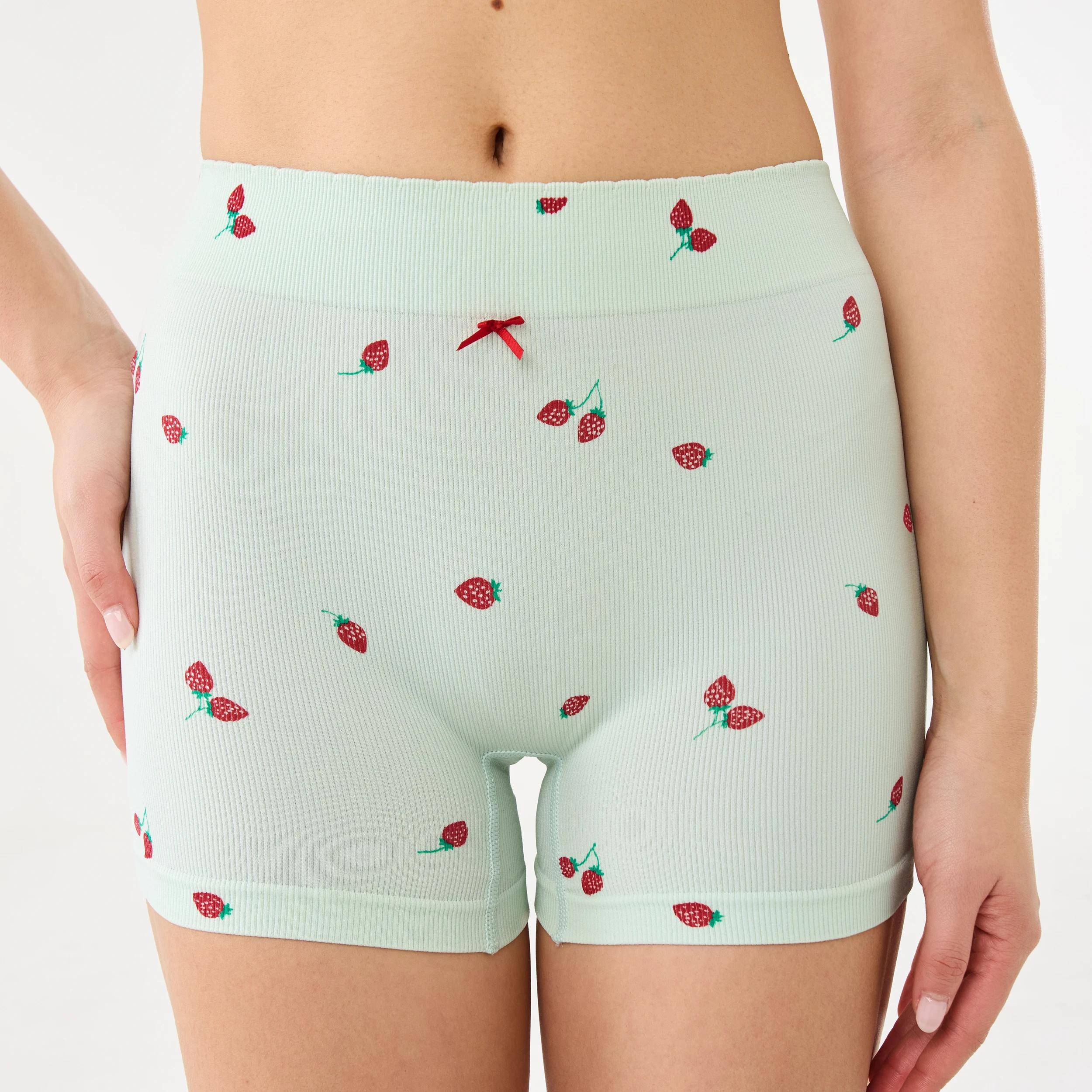 2 3 Pack Seamfree Rib Boyleg Shorties BERRY, WHITE, PINK LADY, 2 of 7