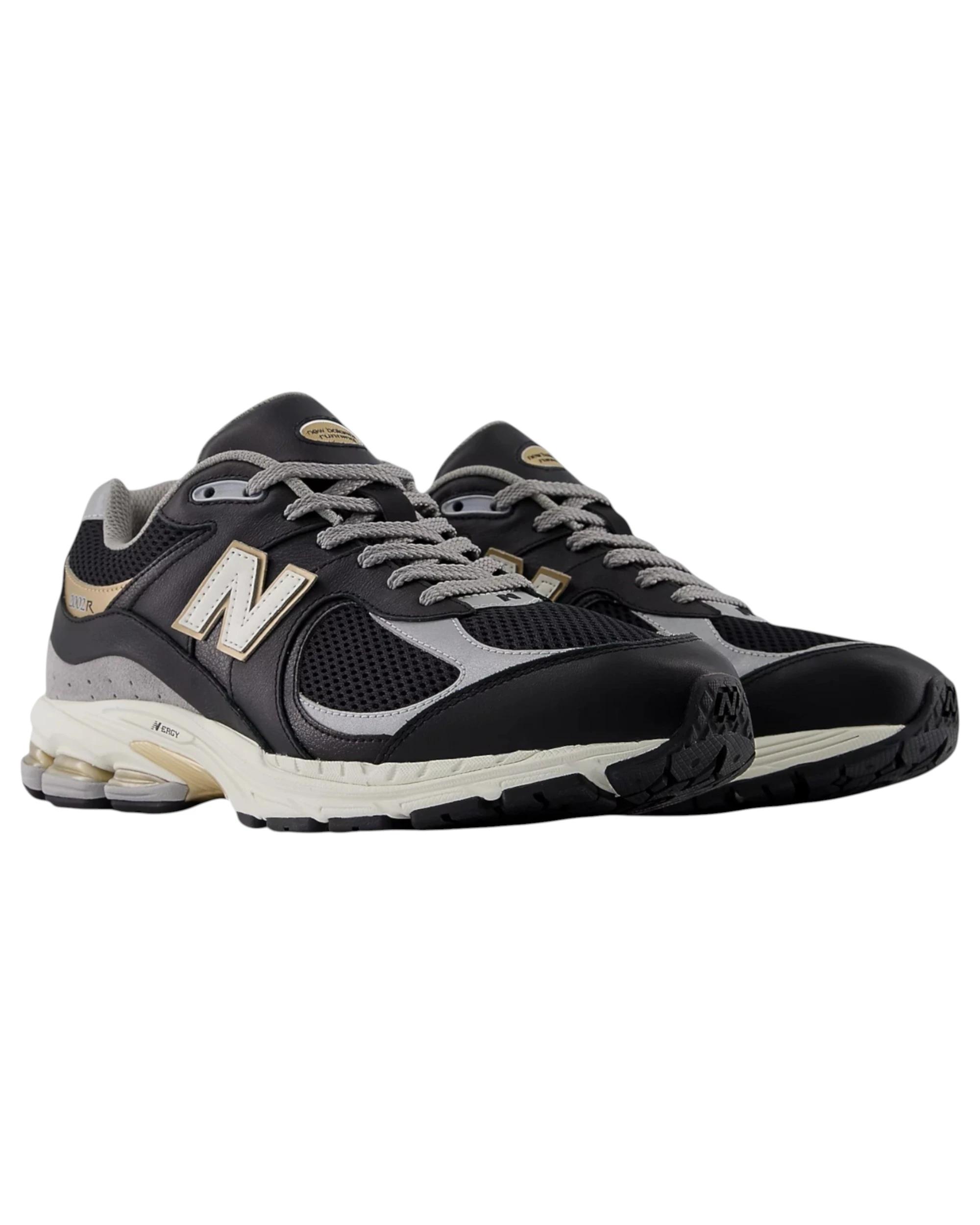 4 New Balance Mens 2002R Black/ Gold Athletic Shoes BLACK/GOLD, 4 of 6