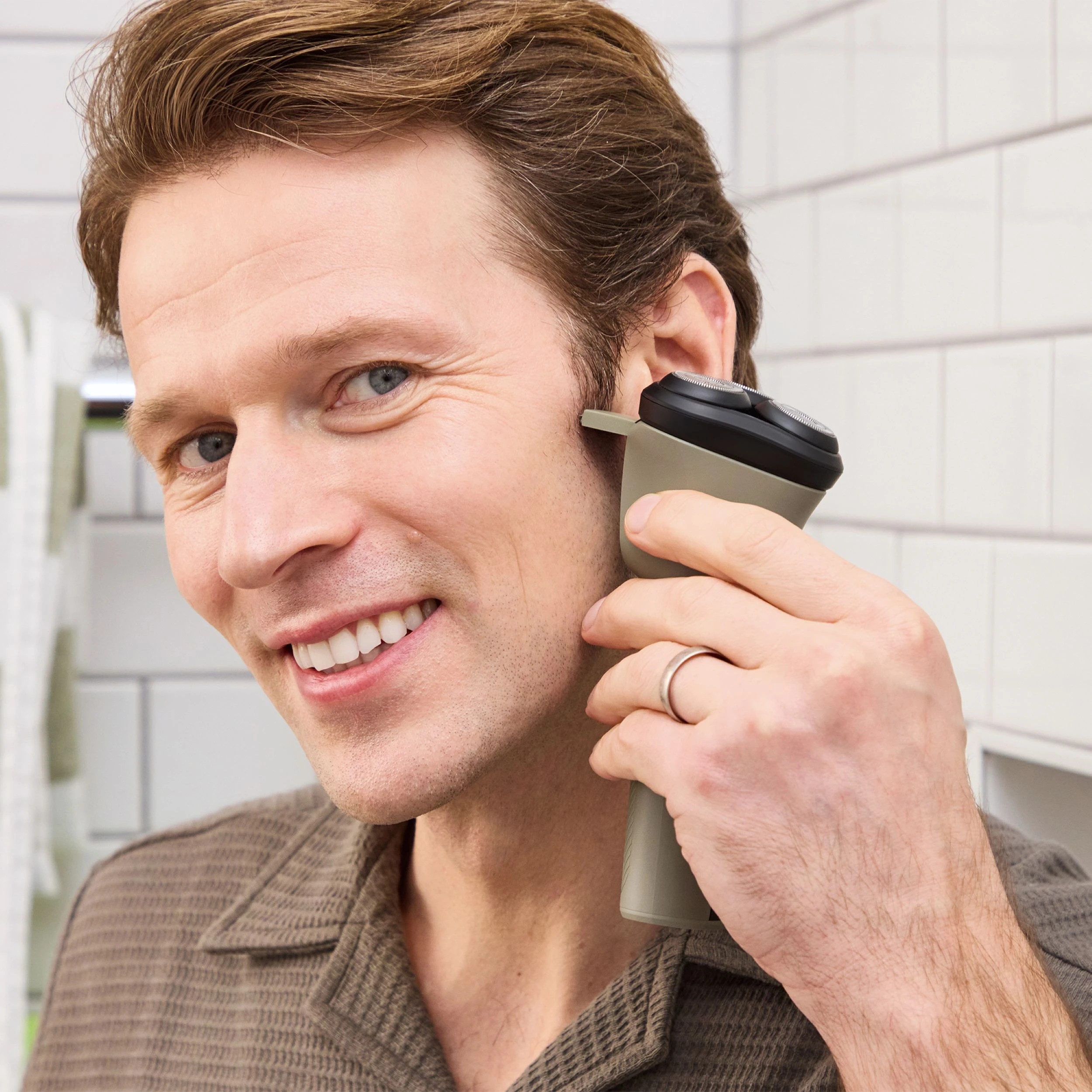 8 Remington Duracut Rotary Shaver Twin Track Blades USB C Cordless Waterproof, 8 of 9