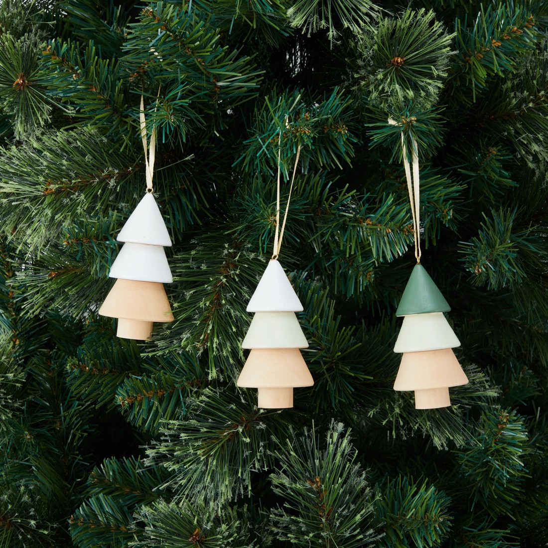 5 Wooden Tree Decoration - Assorted, 5 of 6