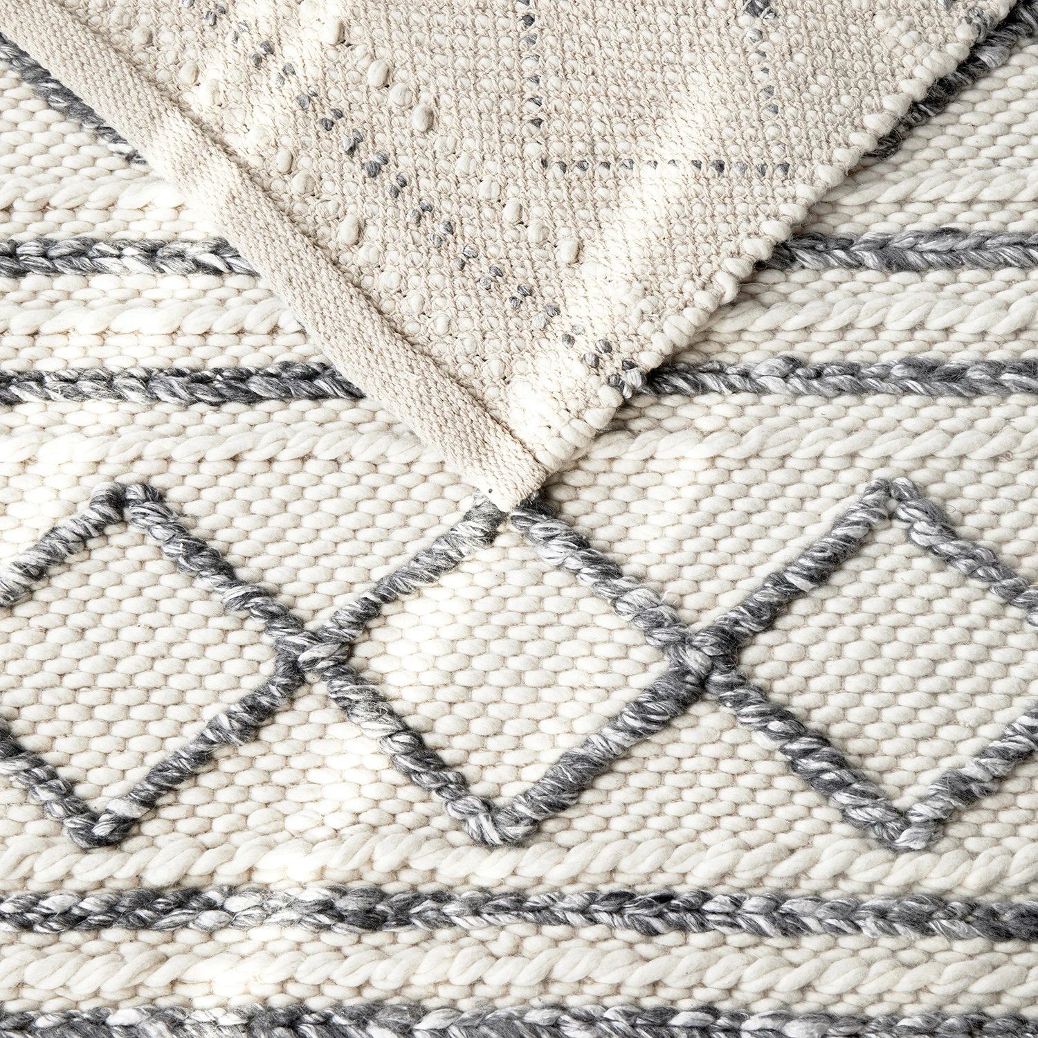 5 Common Ground Rugs Alcove 326 280x190cm - Large Handwoven Wool Floor Rug - White, 5 of 7