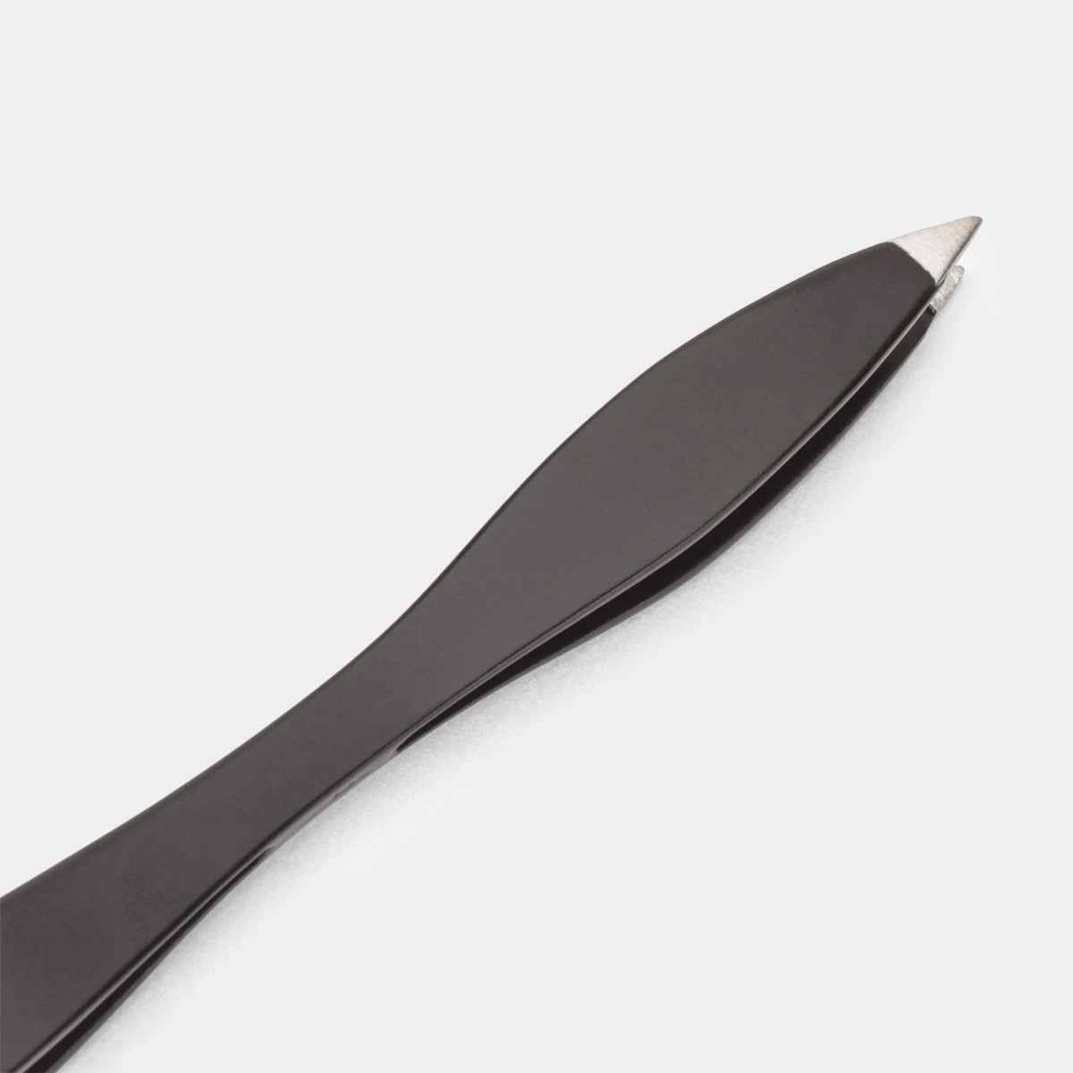 4 OXX Cosmetics Dual Ended Tweezer, 4 of 5