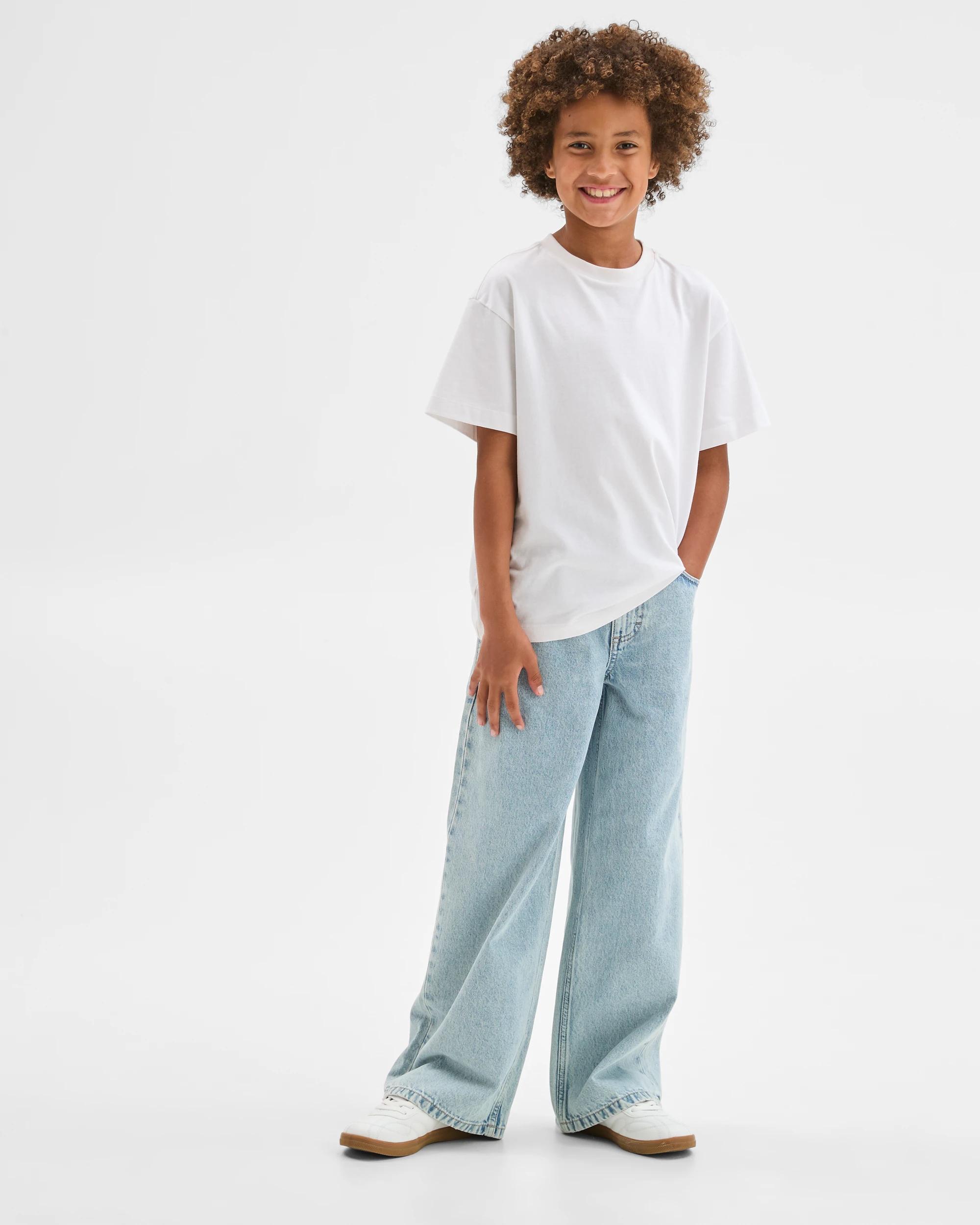 1 Target Denim Wide Fit Denim Jeans LIGHT WASH, 1 of 3