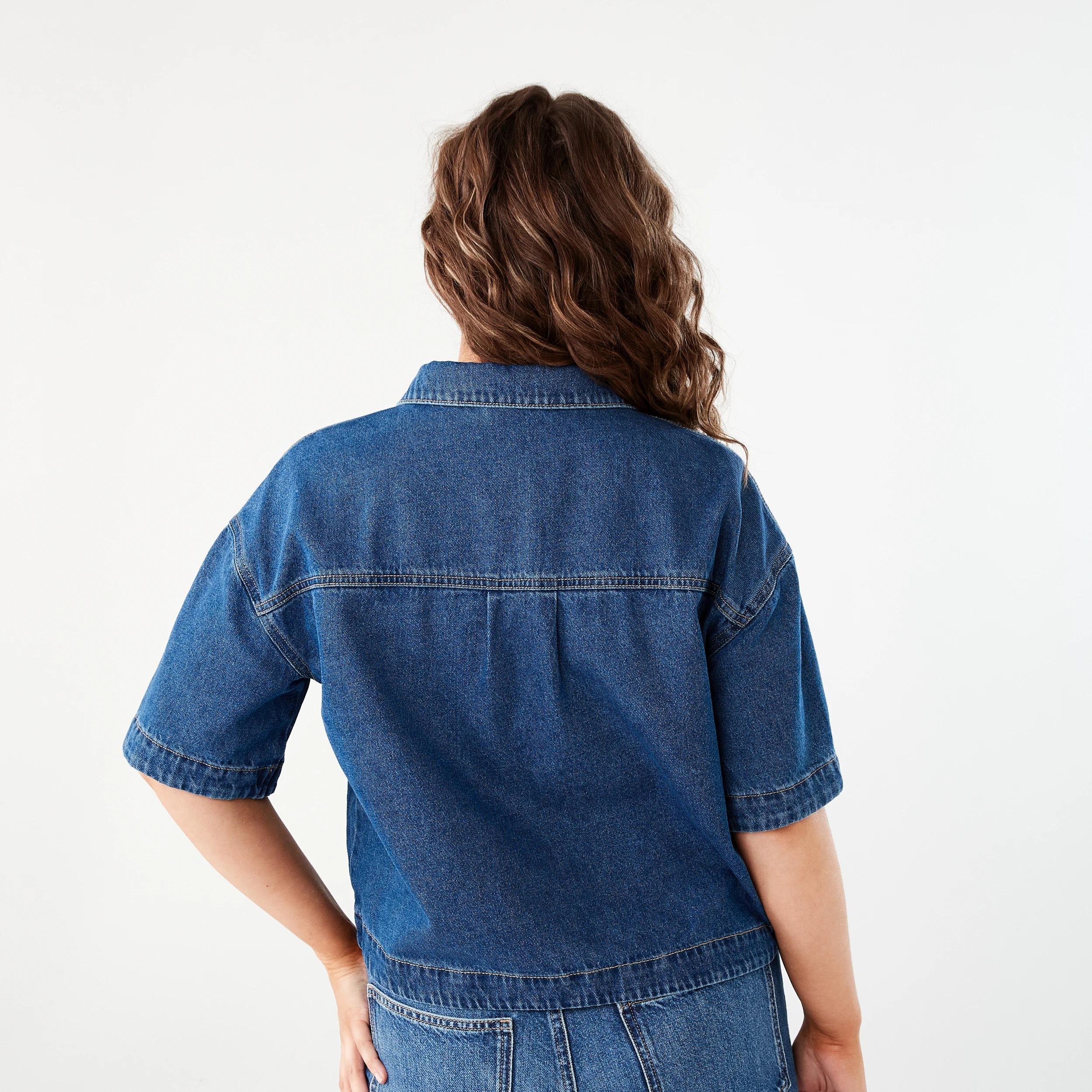 4 Short Sleeve Denim Cropped Shirt MID BLUE DENIM WASH, 4 of 7