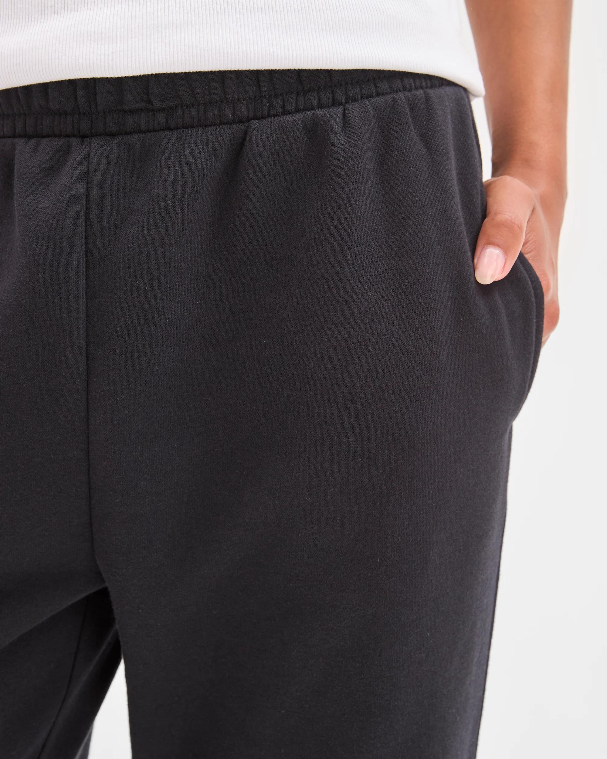 4 Target Active Active Australian Cotton Blend Straight Leg Fleece Trackpants BLACK, 4 of 5