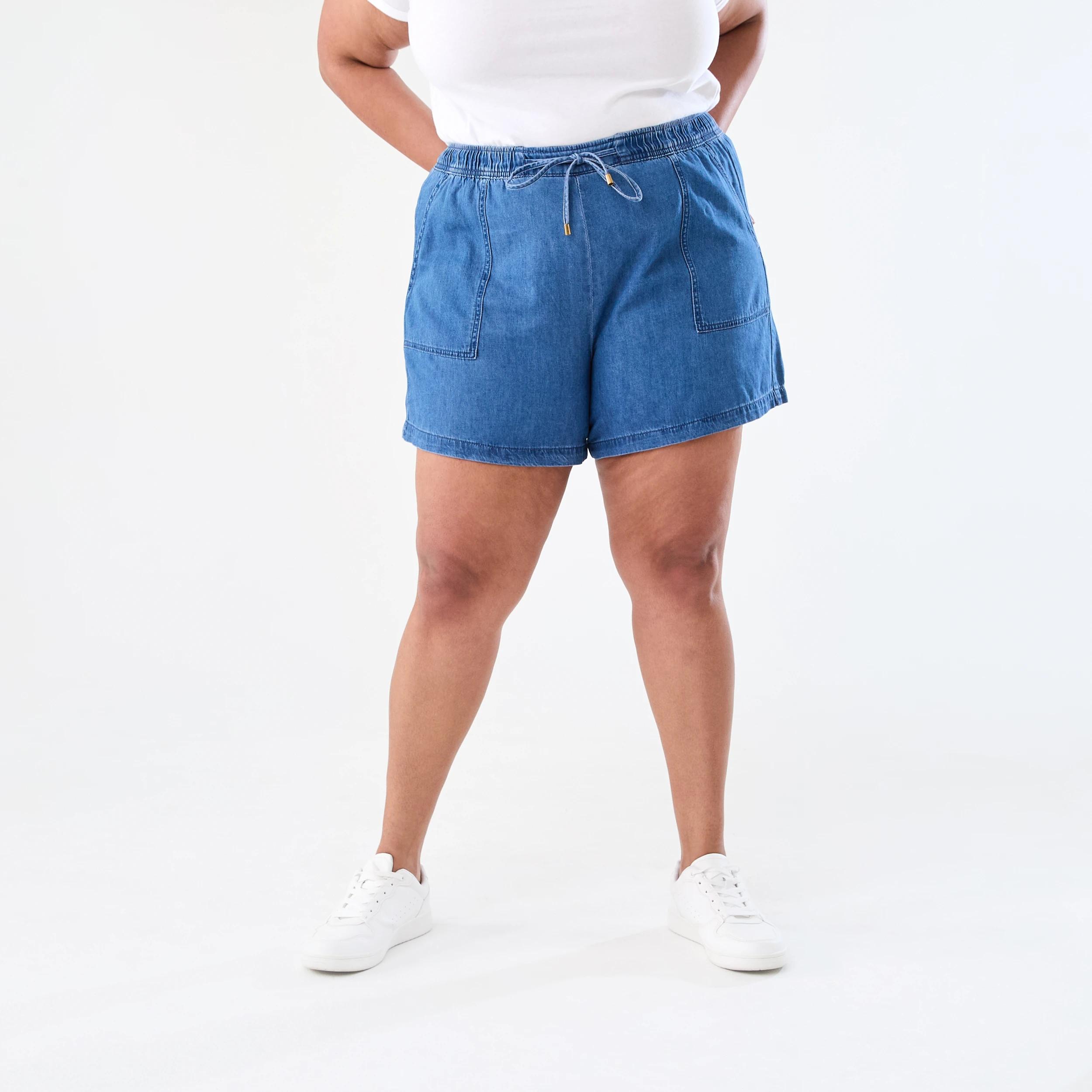 7 Curve Chambray Shorts Mid Wash, 7 of 7